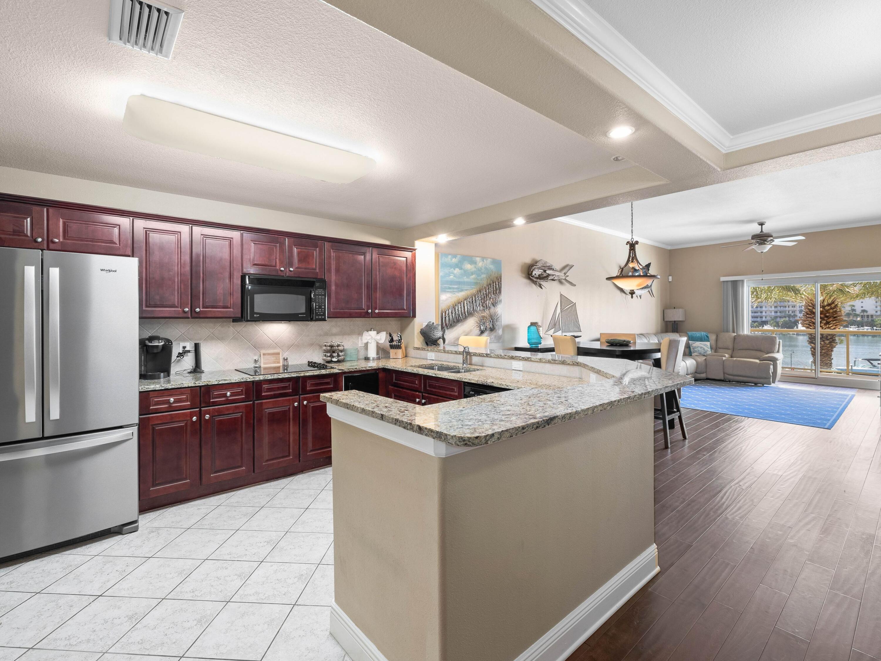770 Harbor Boulevard, 1C