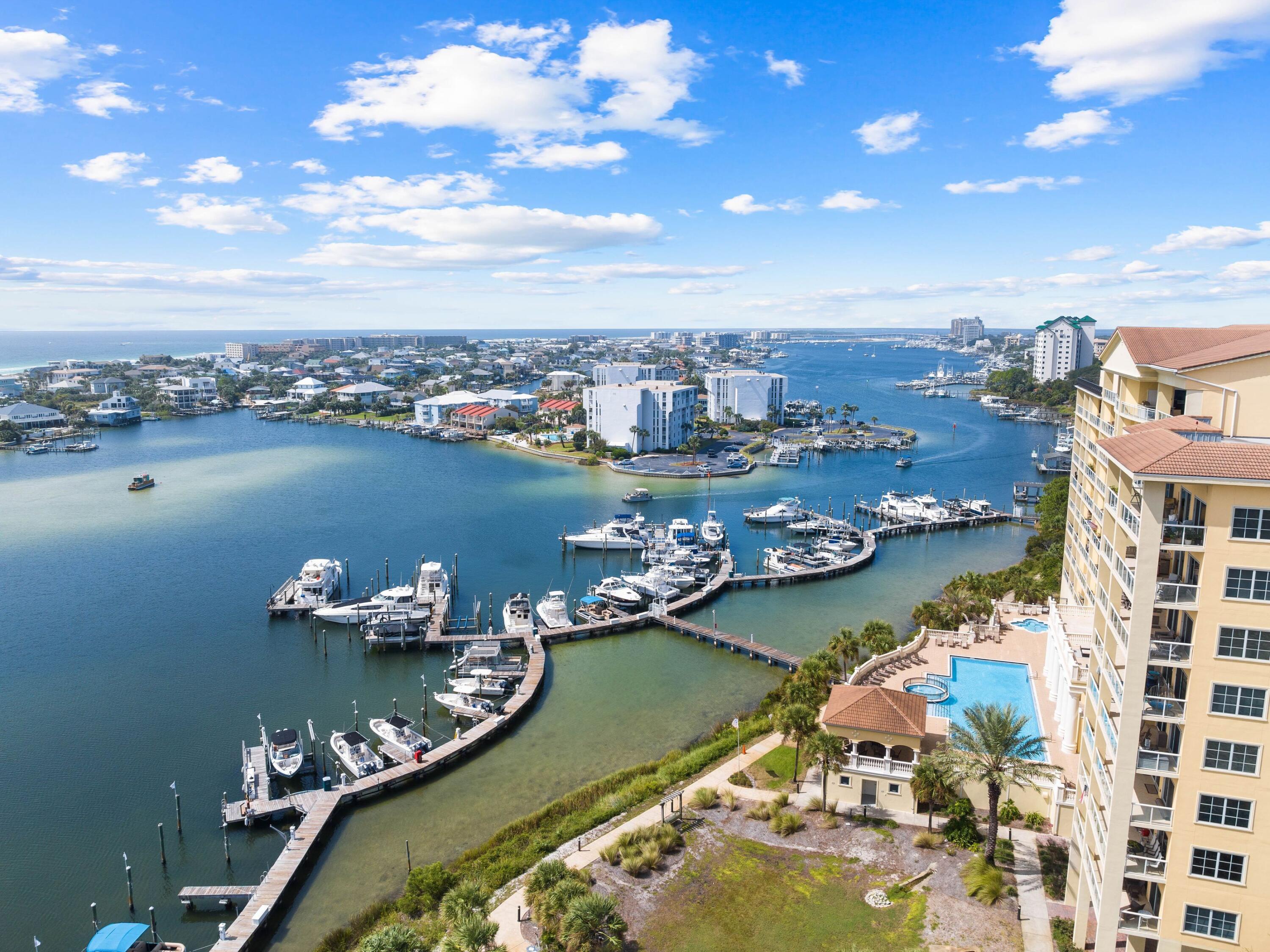 770 Harbor Boulevard, 1C