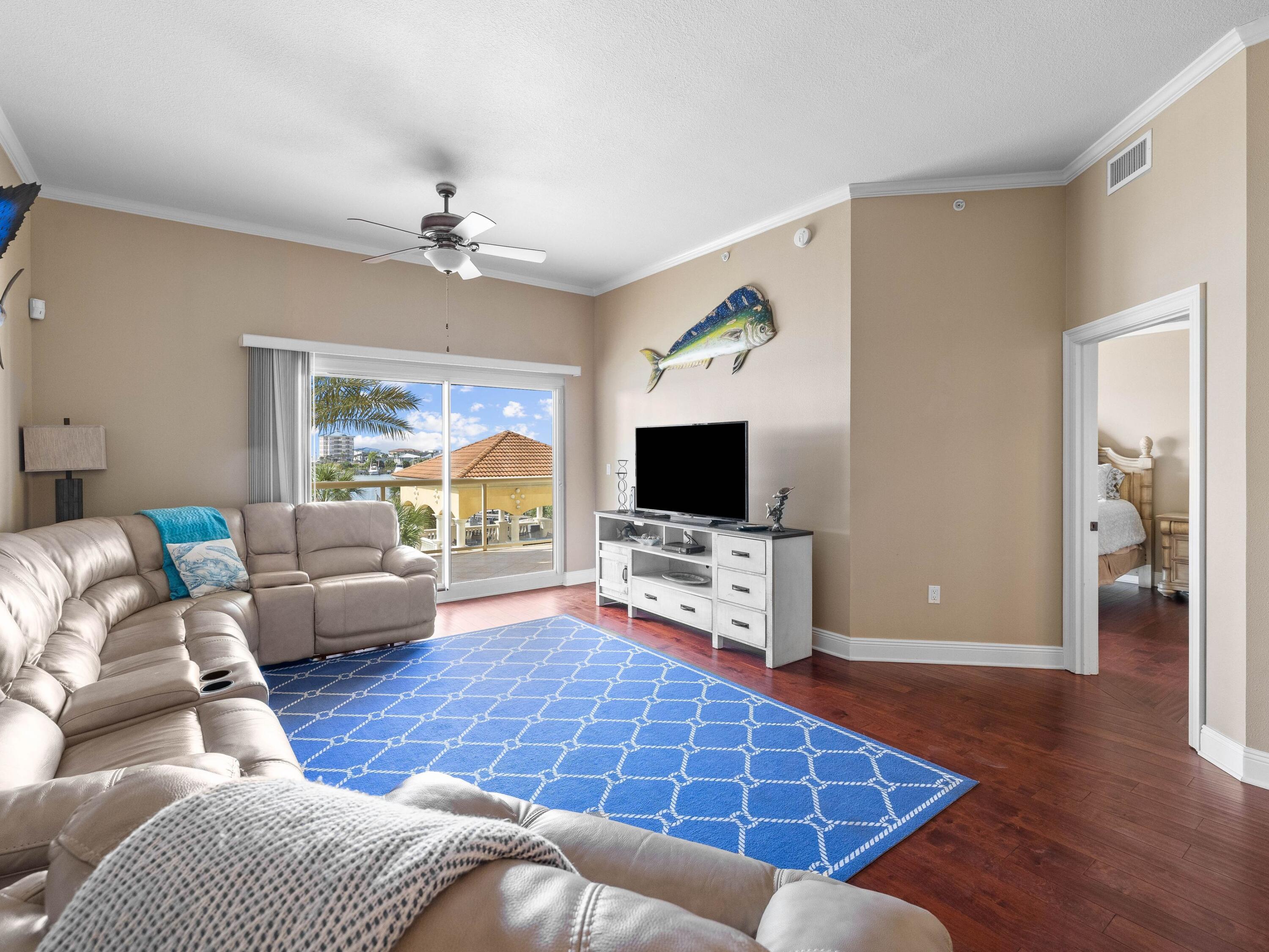 770 Harbor Boulevard, 1C