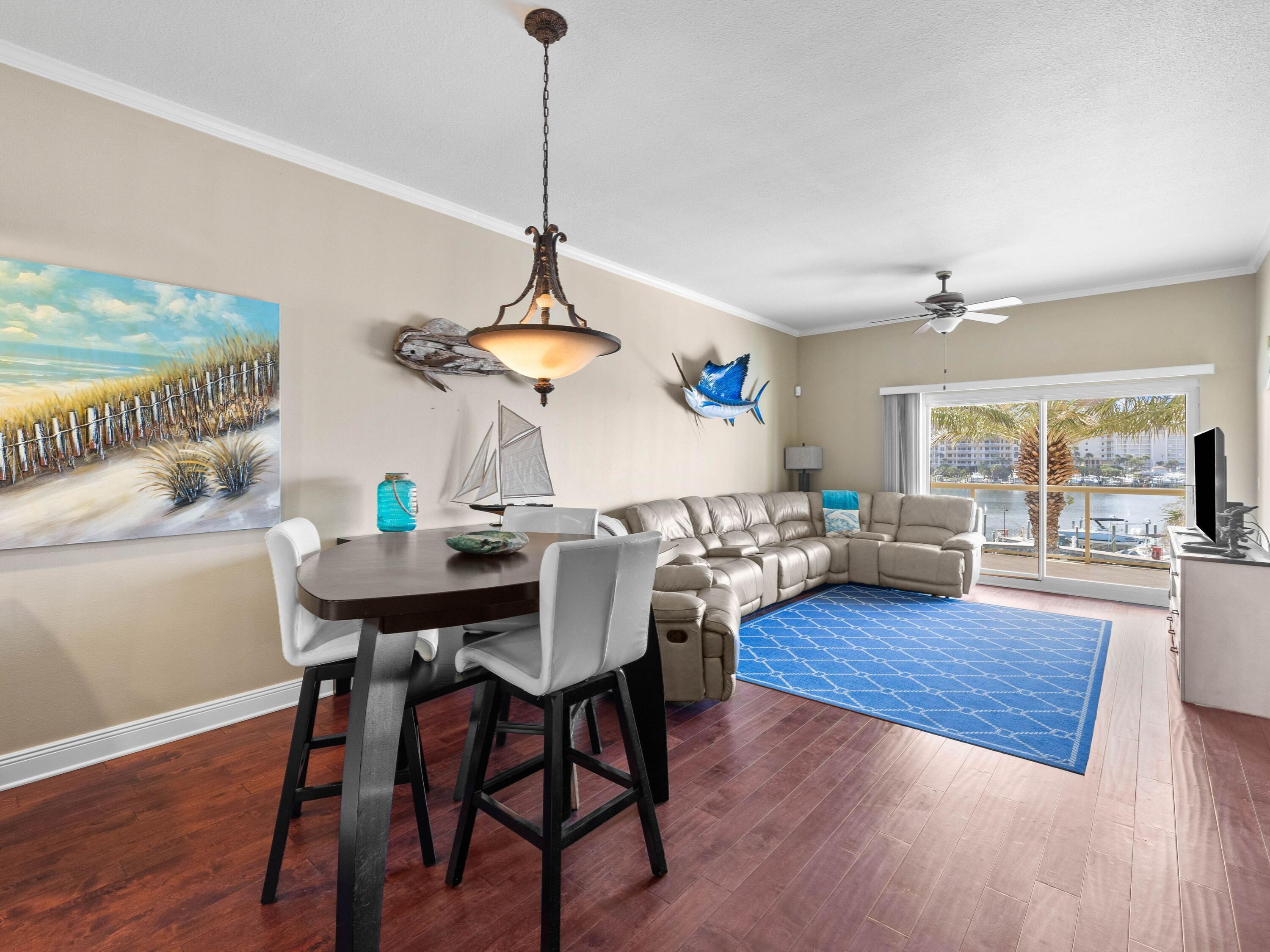 770 Harbor Boulevard, 1C