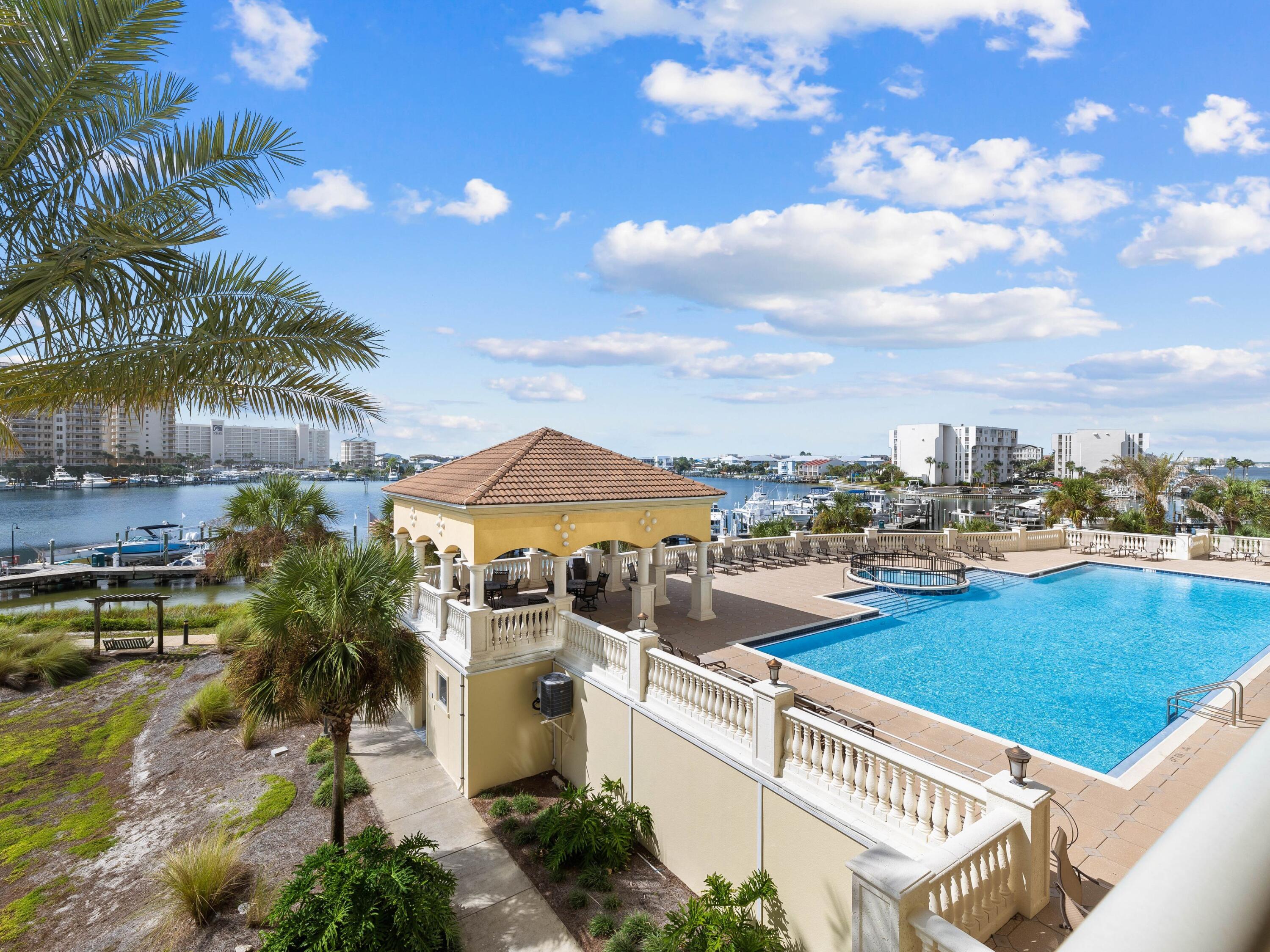 770 Harbor Boulevard, 1C