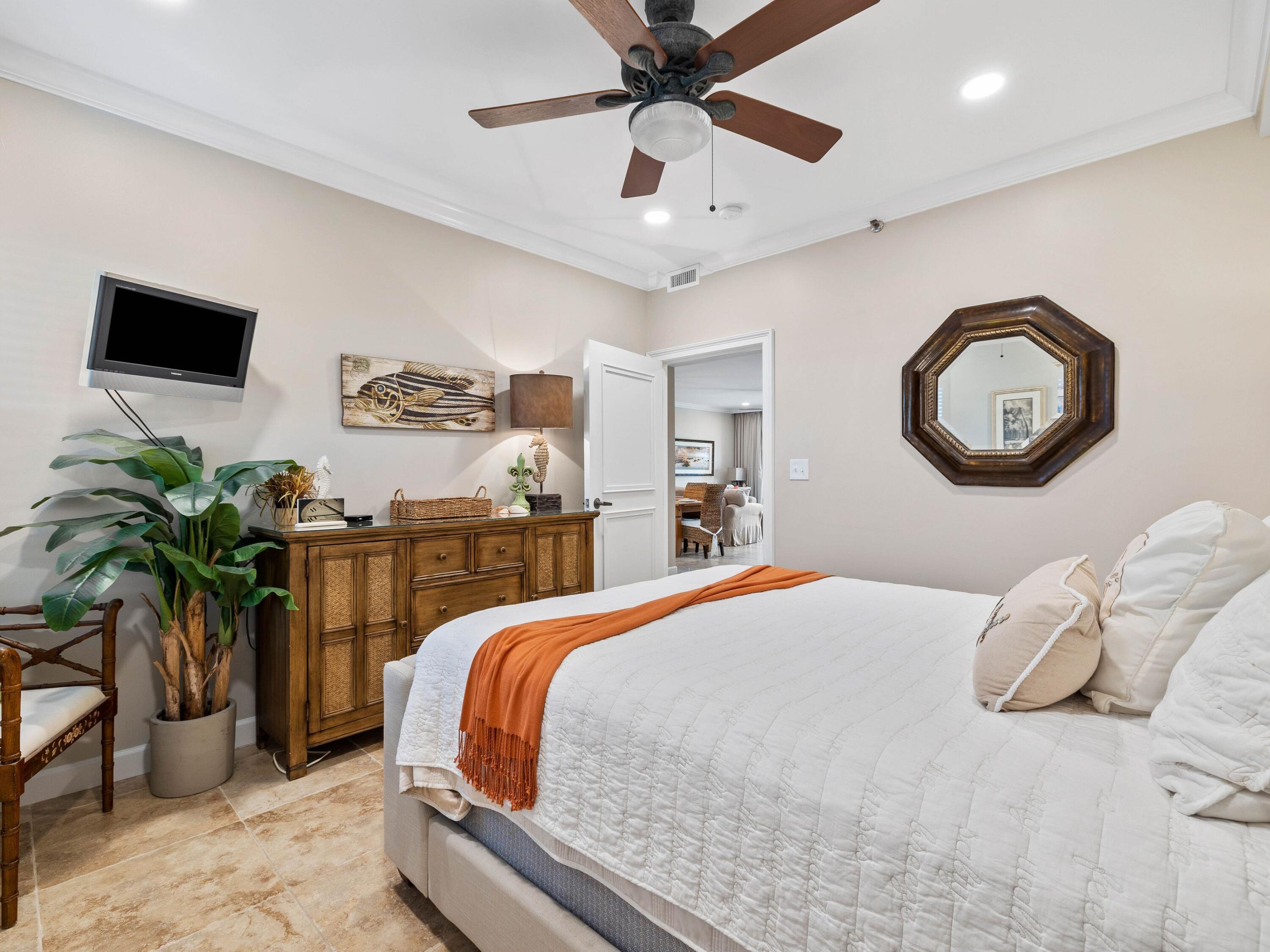 515 Tops'l Beach Boulevard, 511