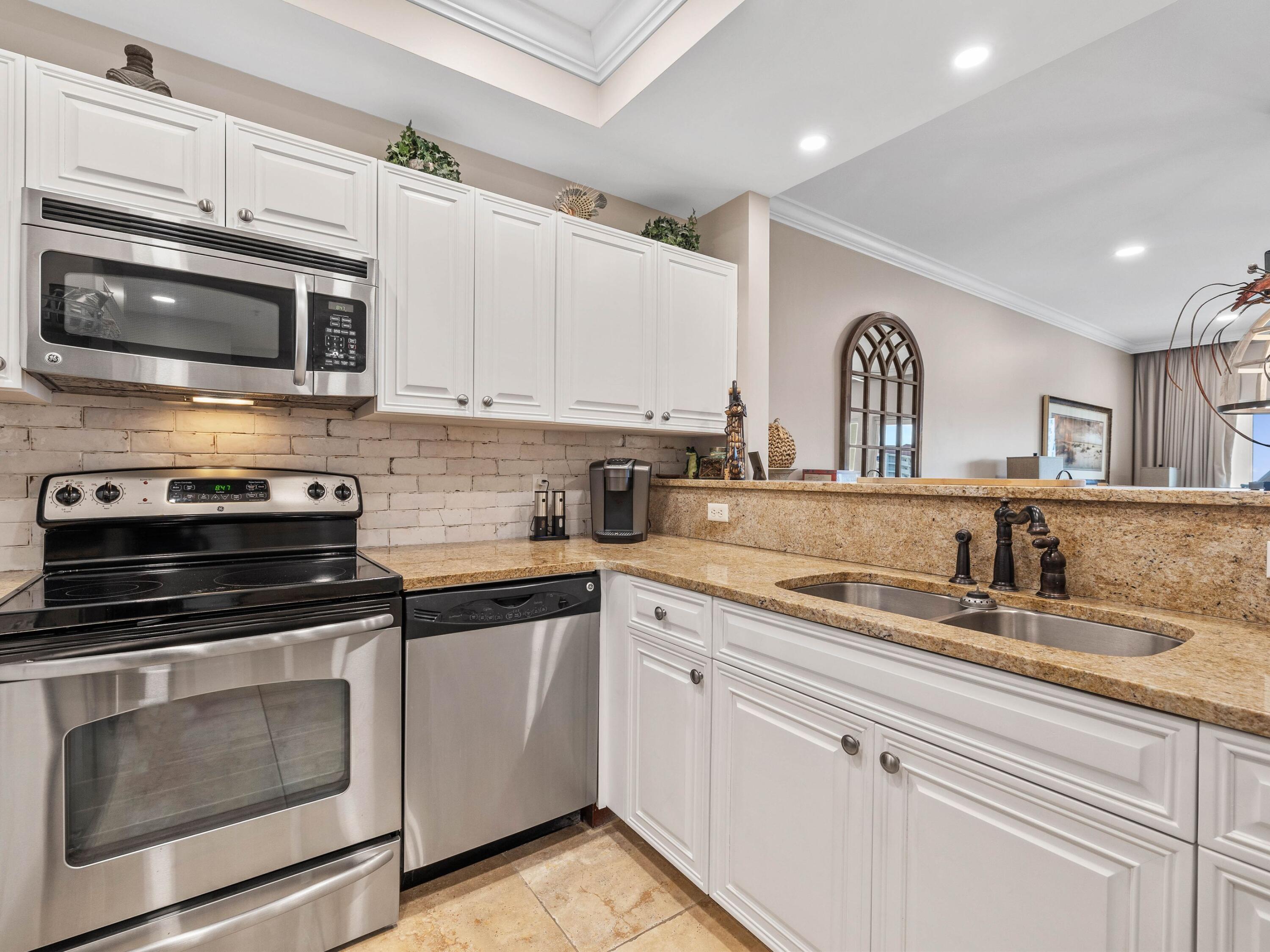 515 Tops'l Beach Boulevard, 511