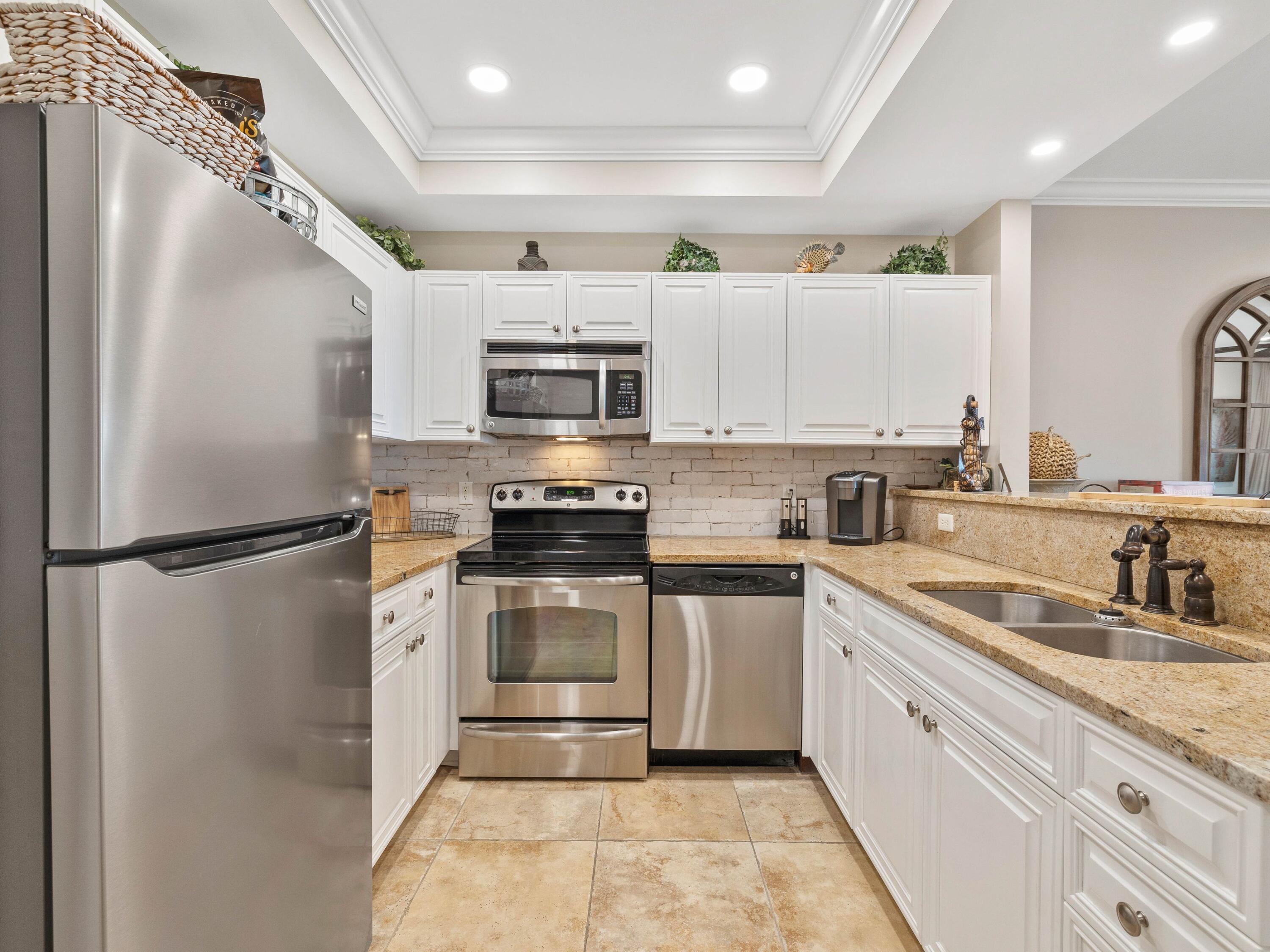 515 Tops'l Beach Boulevard, 511