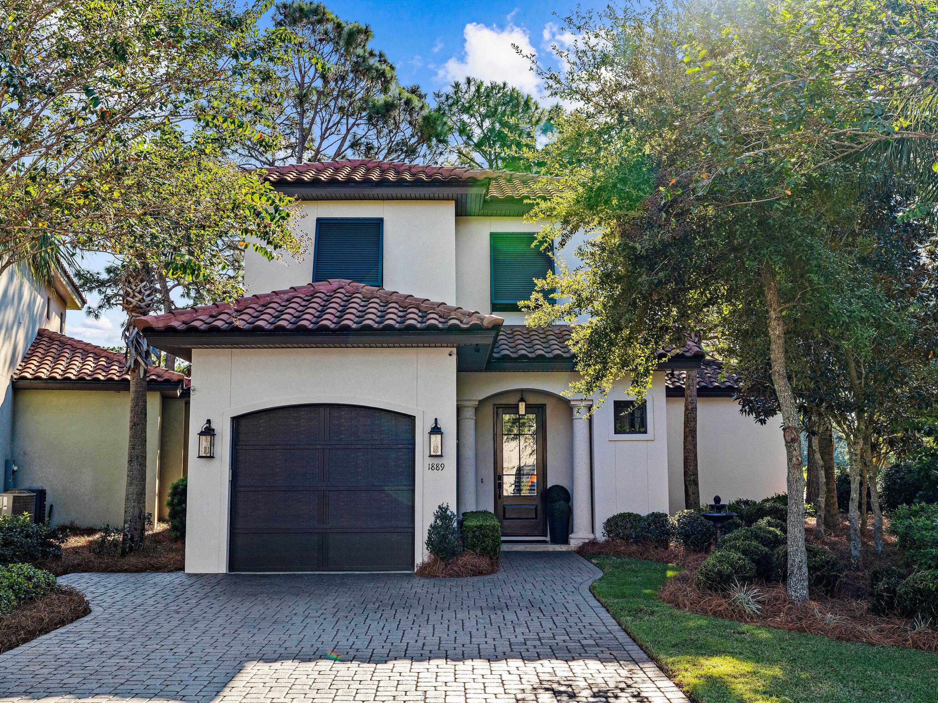 1889 Baytowne Loop