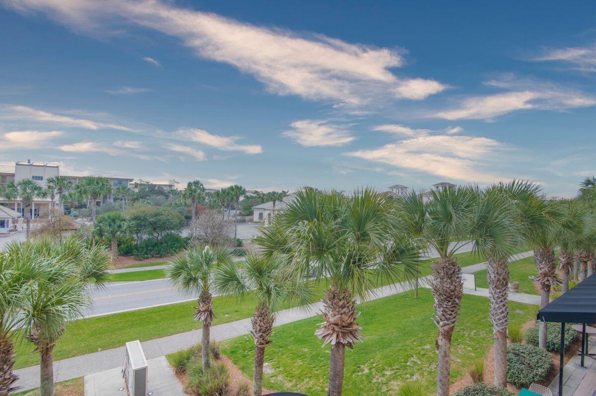 10343 E Co Highway 30A, 260