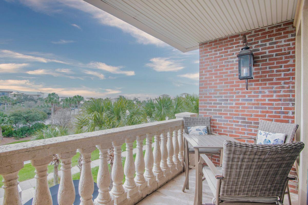 10343 E Co Highway 30A, 260