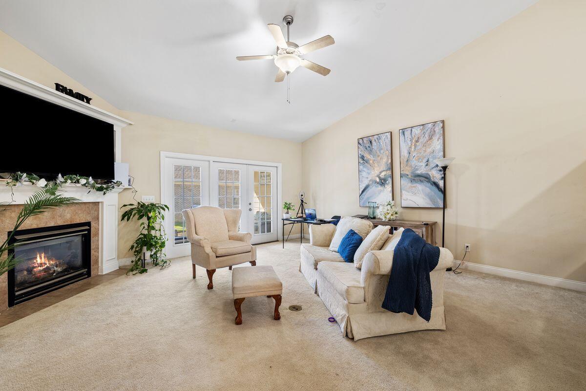 245 Diamond Cove