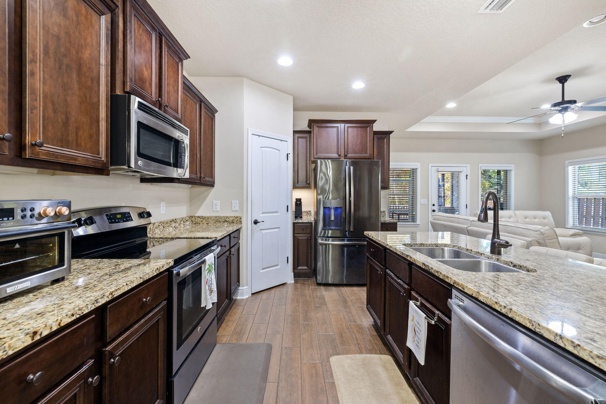 492 Cocobolo Drive