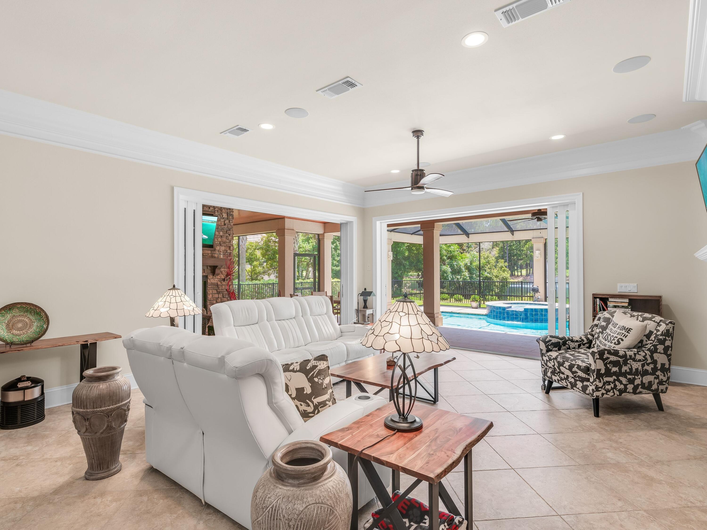 2916 Pine Valley Drive