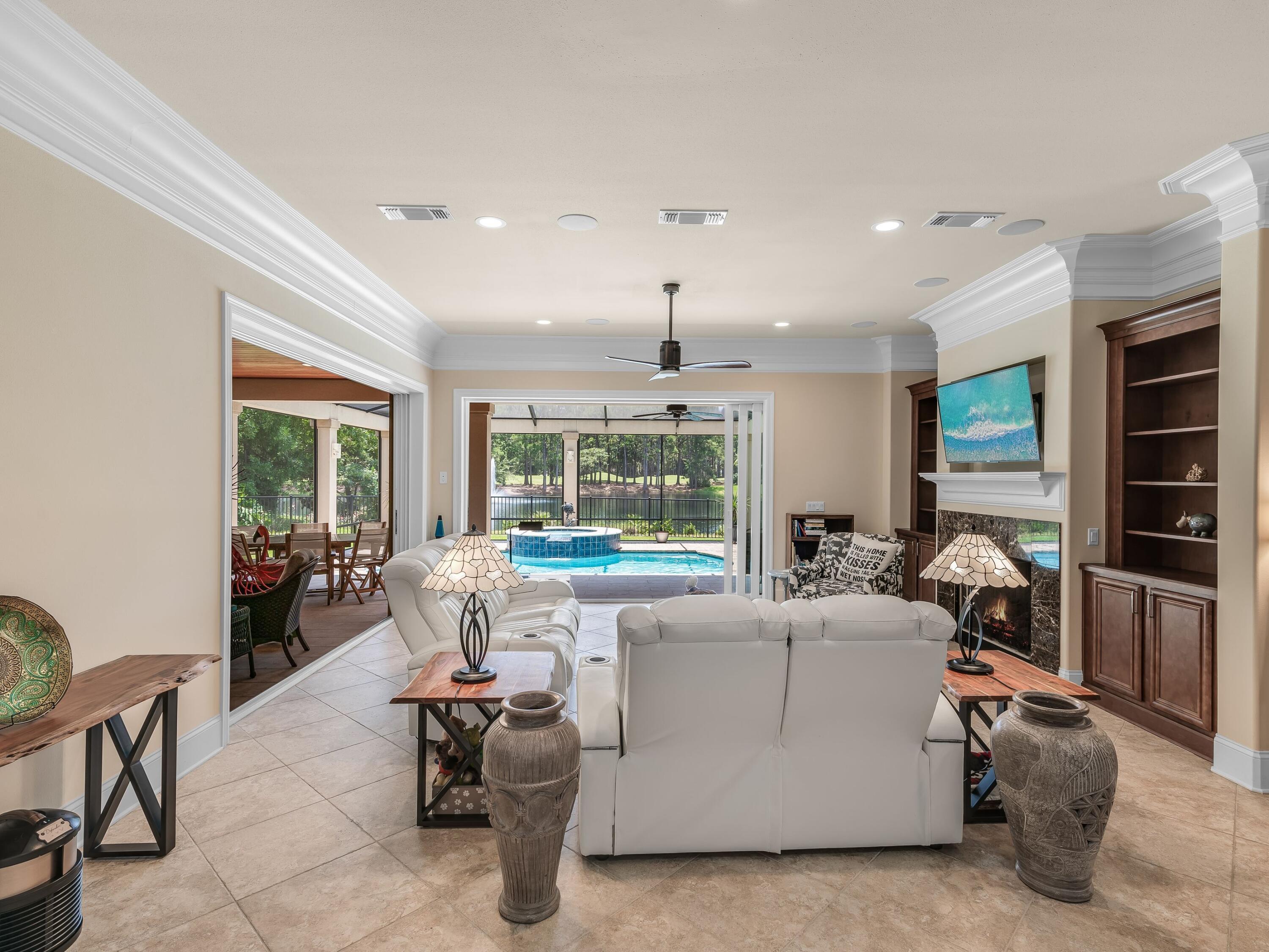 2916 Pine Valley Drive