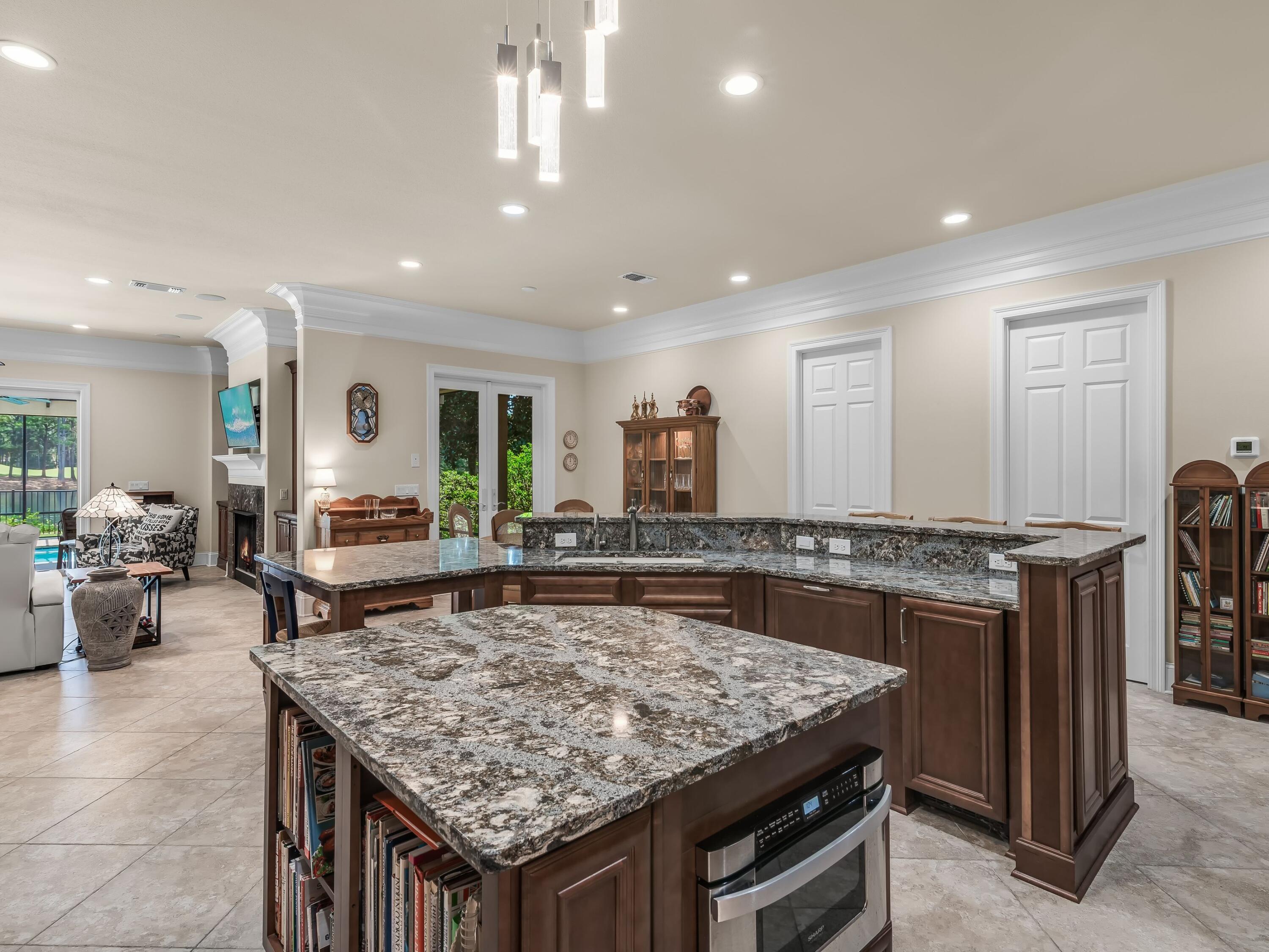 2916 Pine Valley Drive