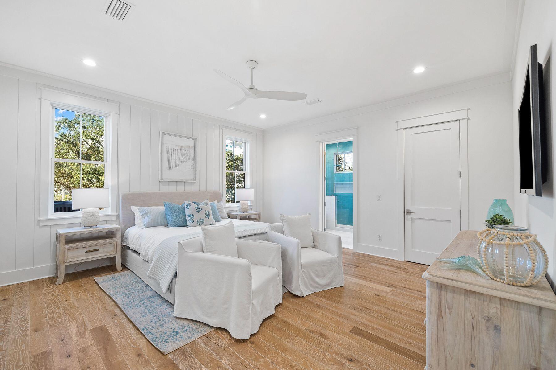 310 Pompano Street