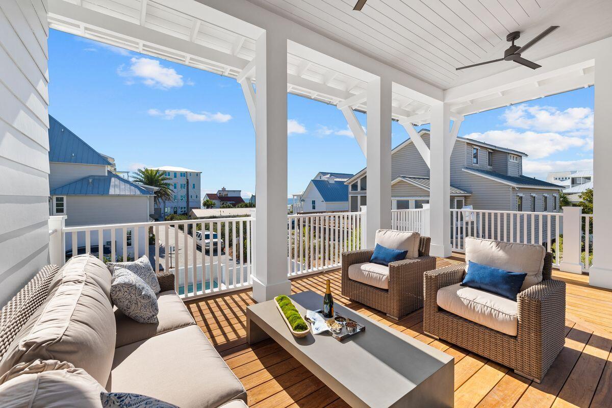 310 Pompano Street