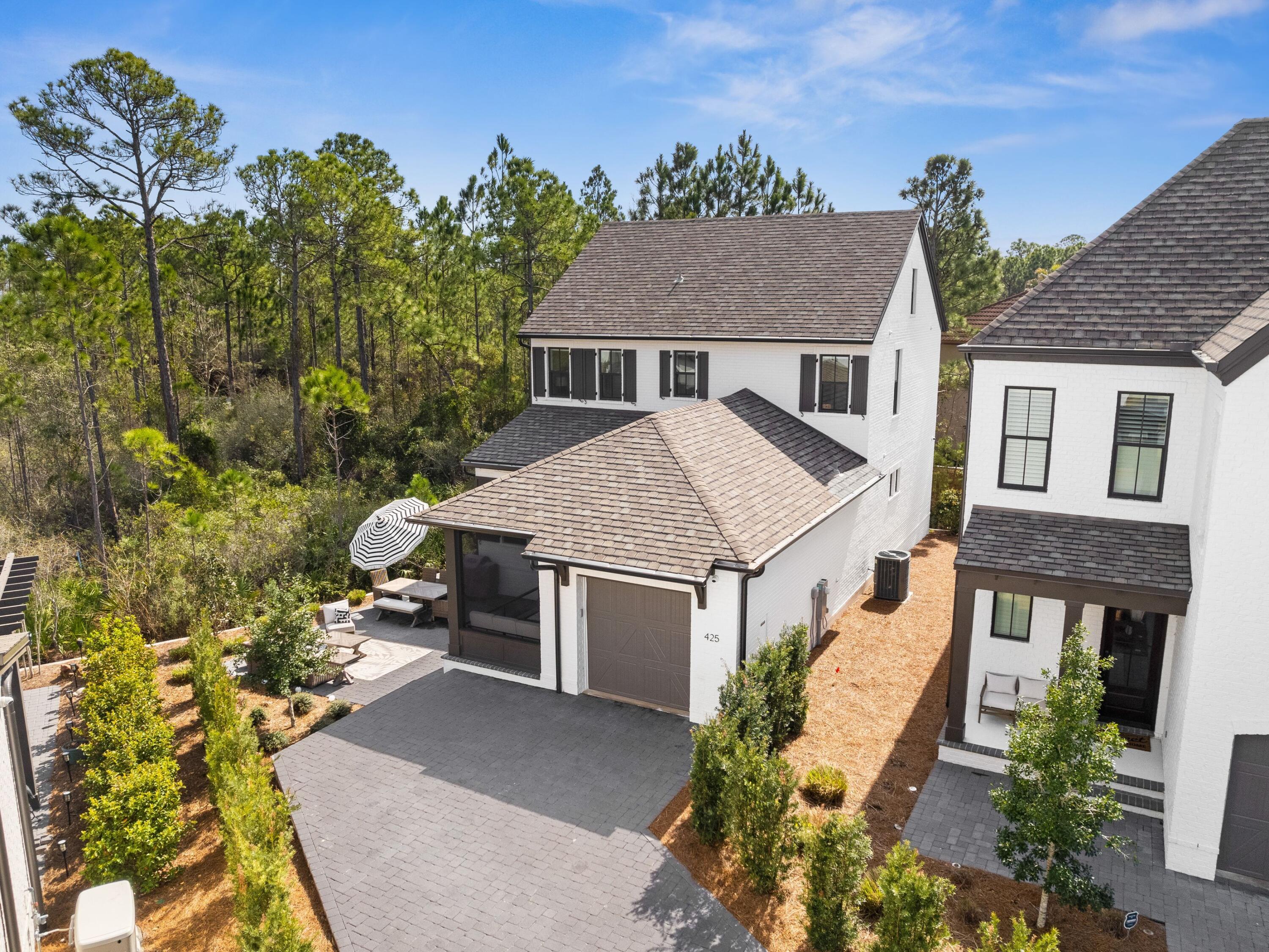 425 Ridgewalk Circle