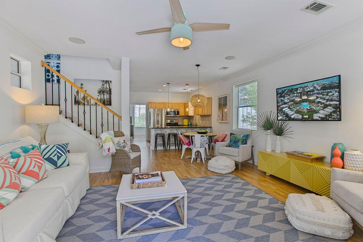 93 W Blue Crab Loop