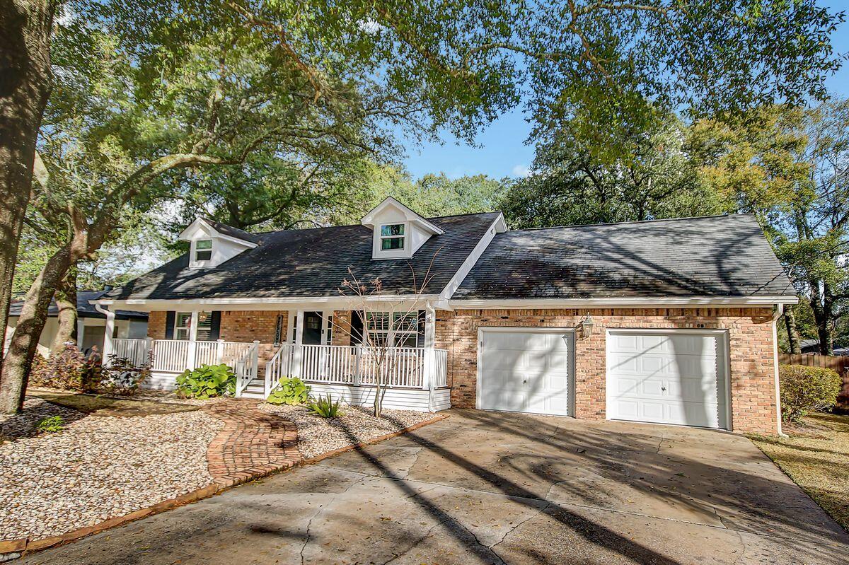 15 NE Wedgewood Lane