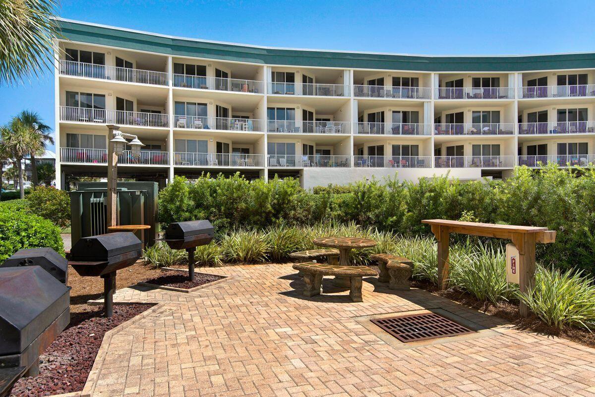 15 Chivas Lane, # 301A