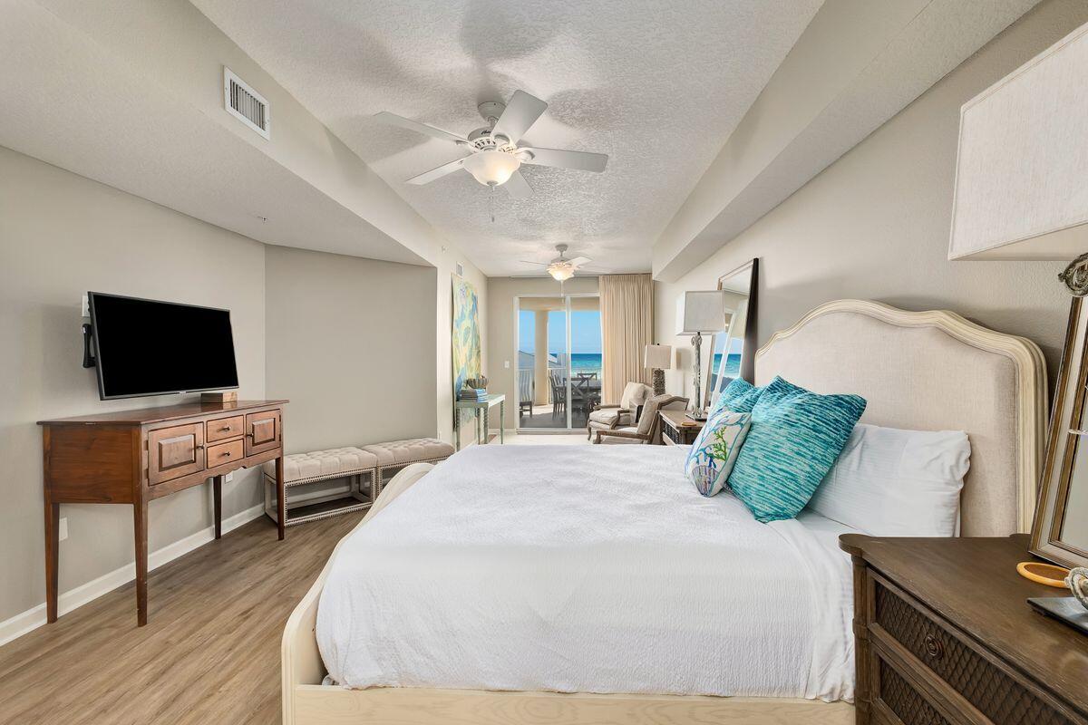 15 Chivas Lane, # 301A