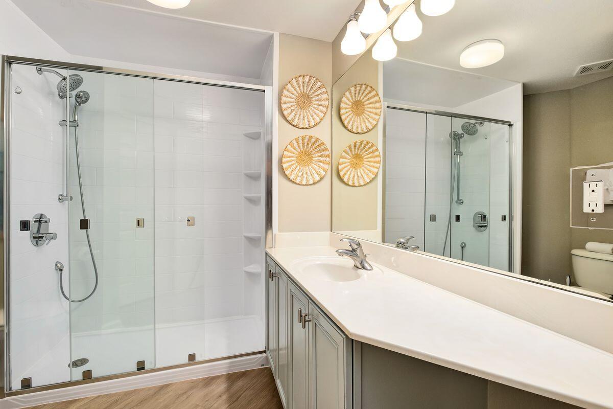 15 Chivas Lane, # 301A
