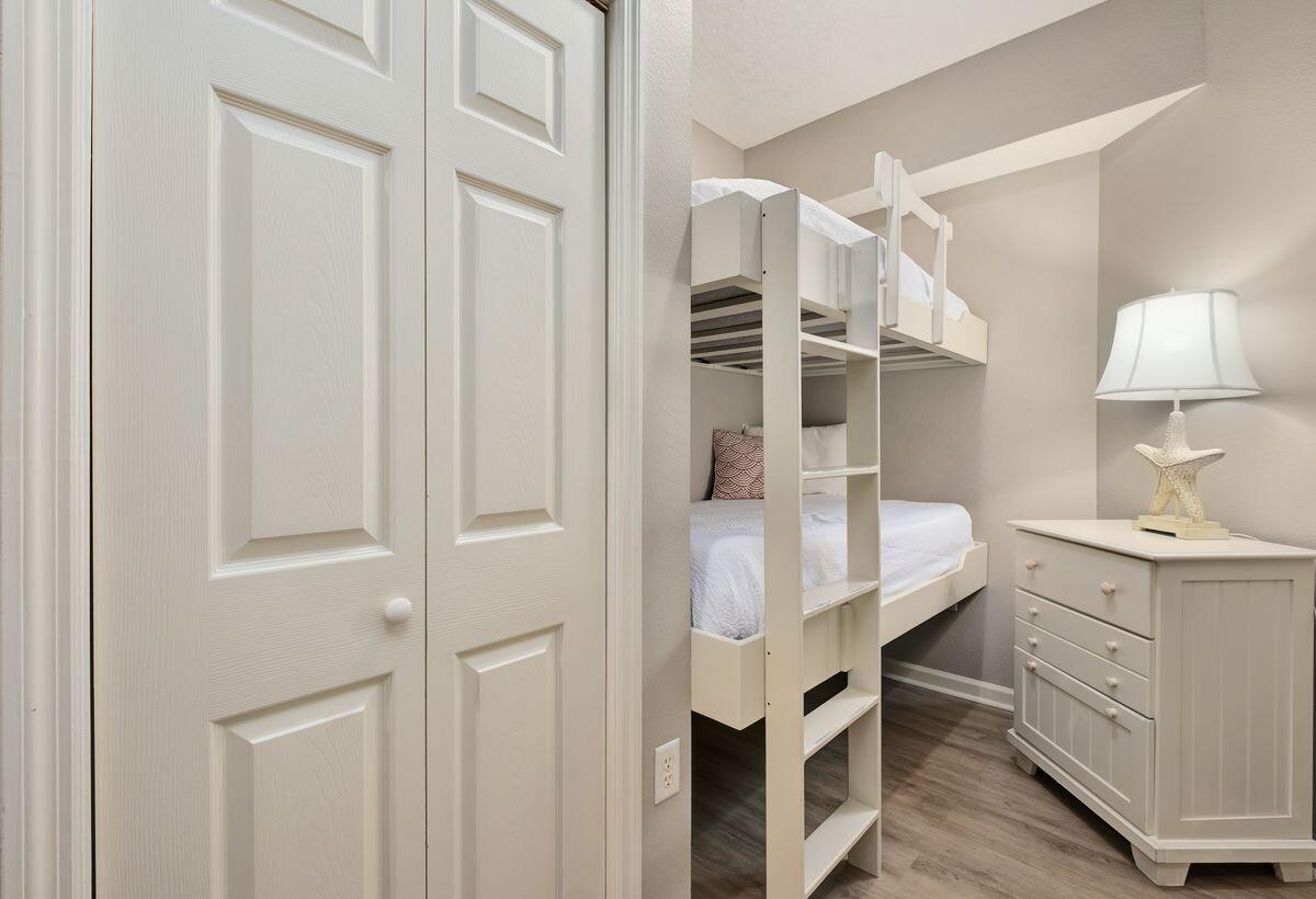 15 Chivas Lane, # 301A