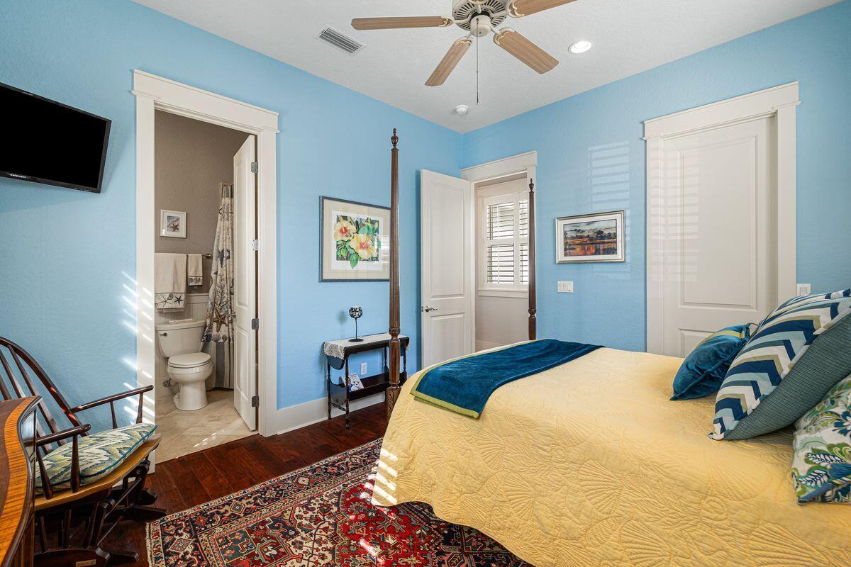 2122 Olde Towne Avenue