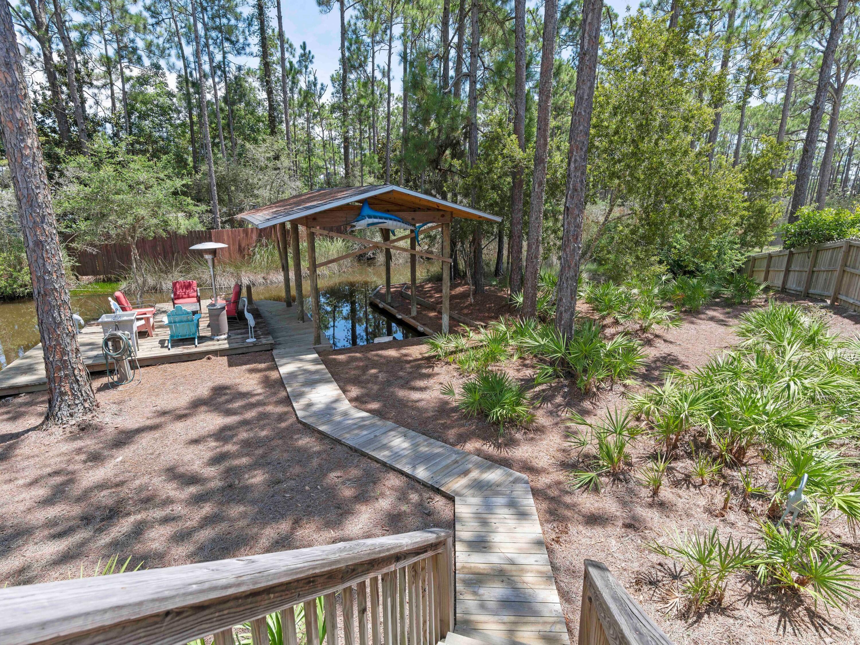 81 W Nursery Road