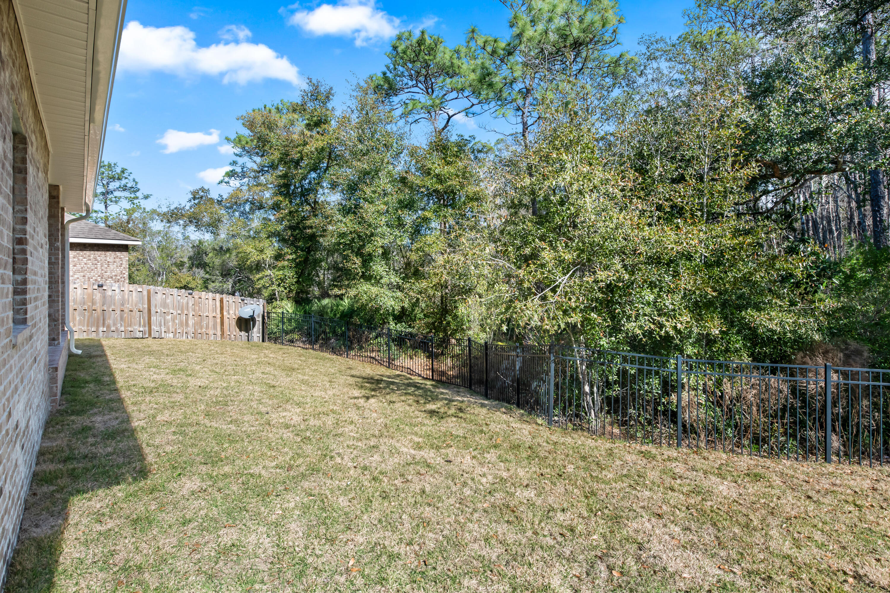 369 Wayne Trail