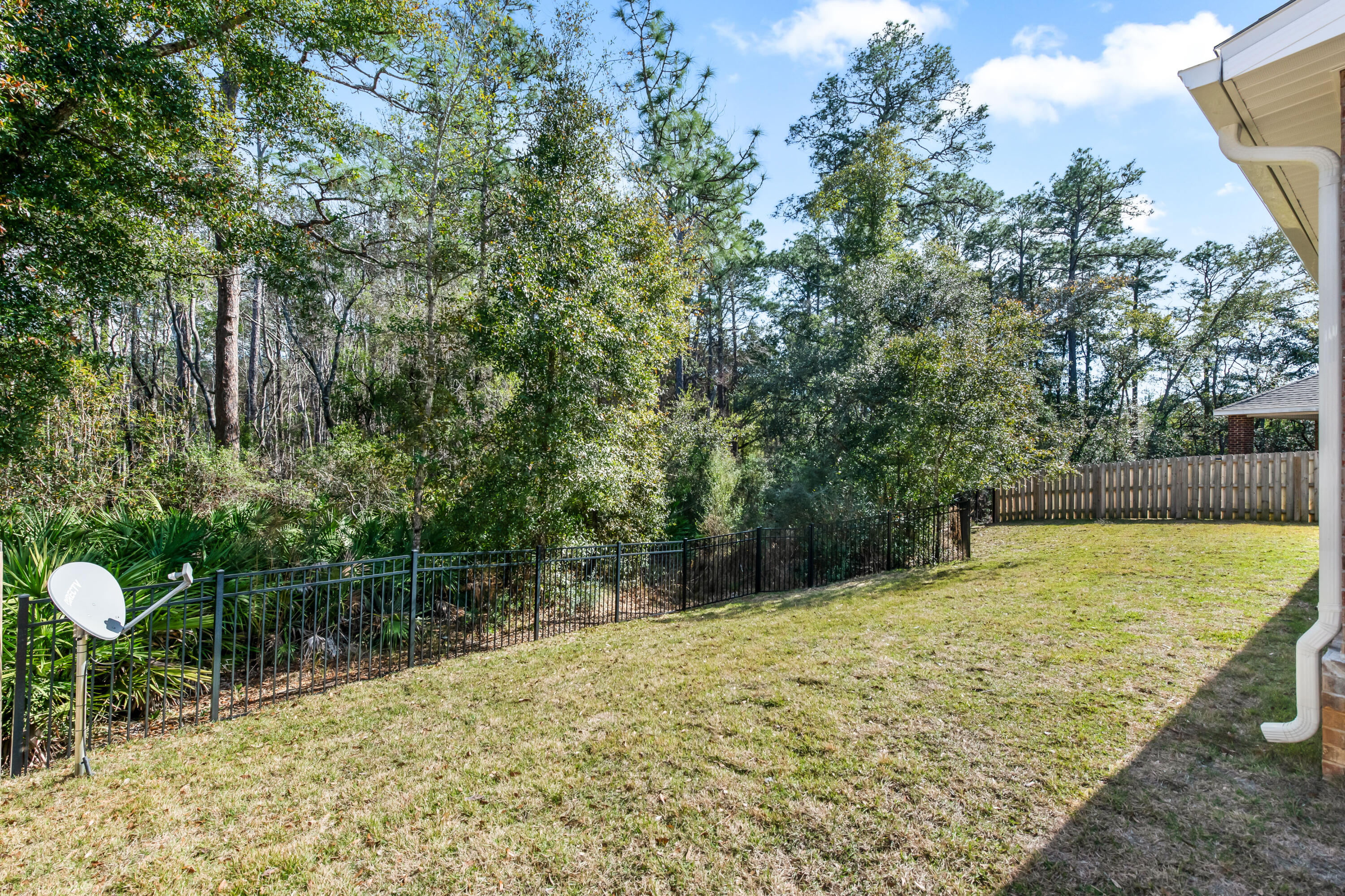 369 Wayne Trail
