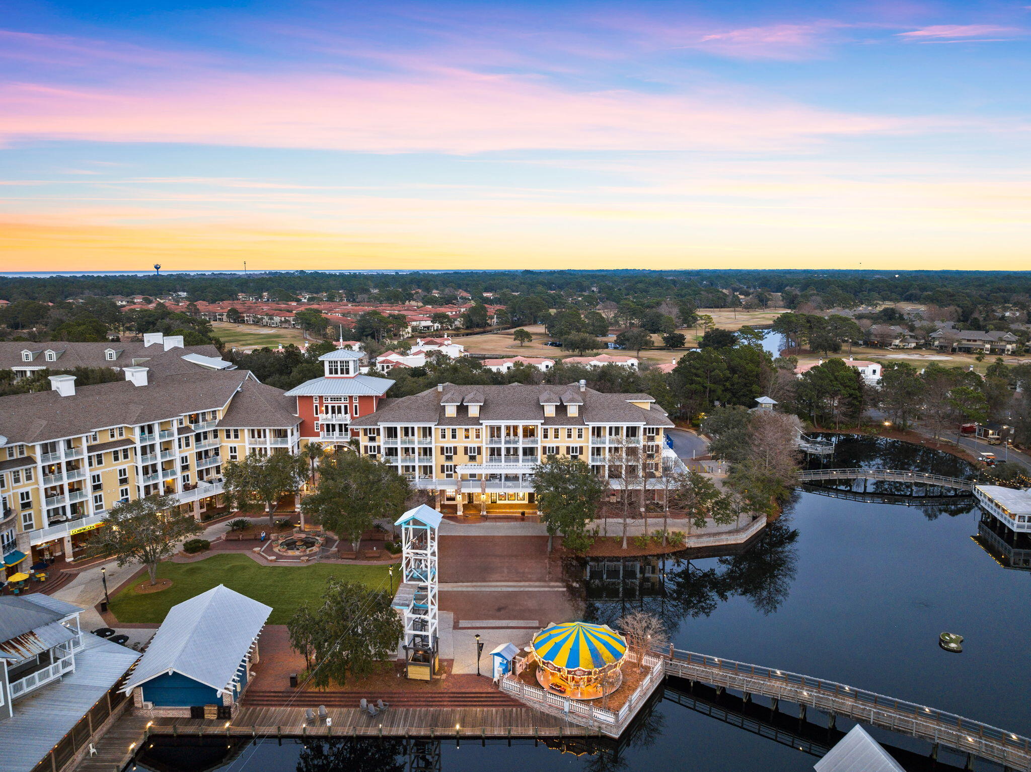 9100 Baytowne Wharf Boulevard, 470/472