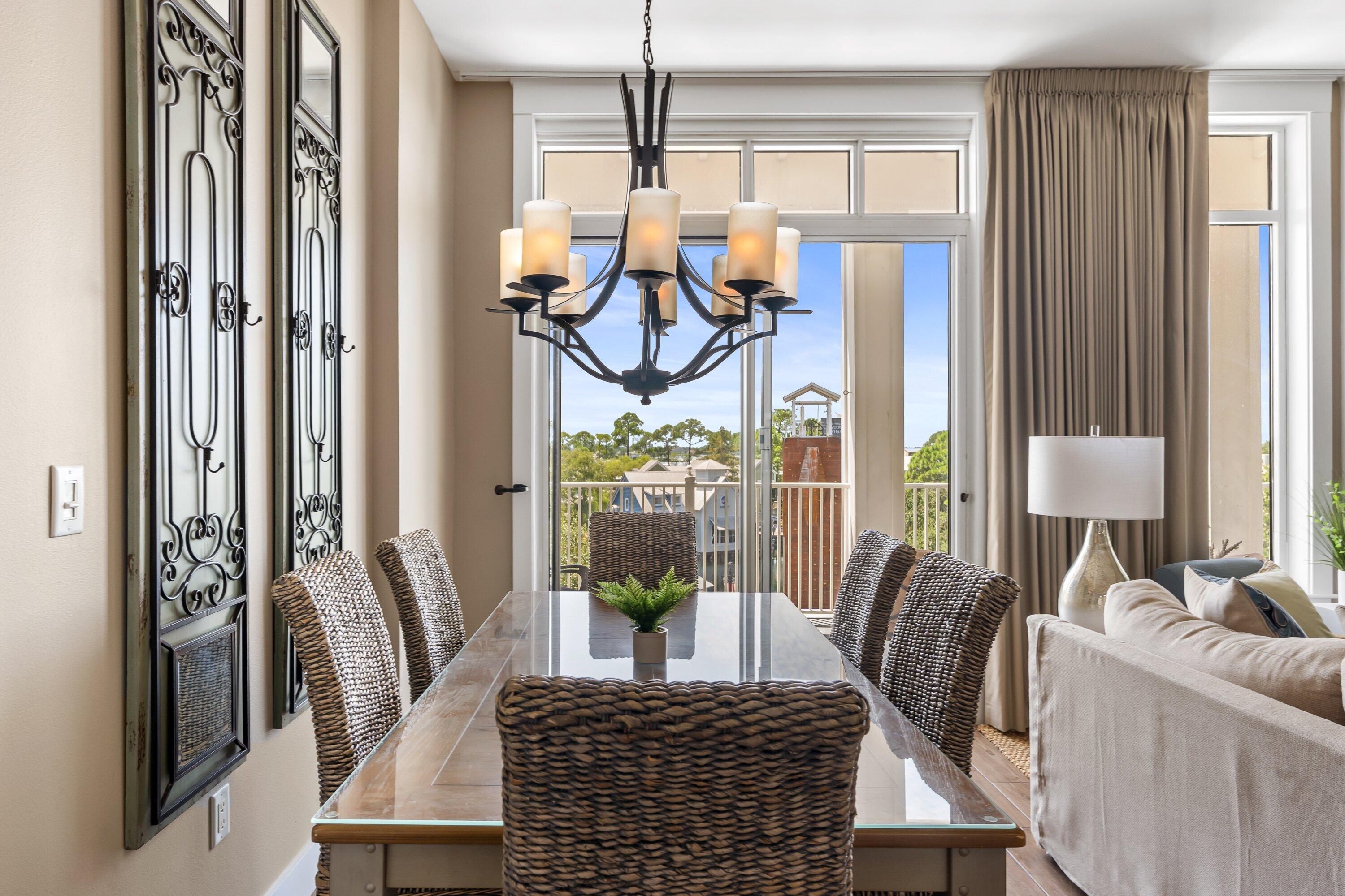 9100 Baytowne Wharf Boulevard, 470/472