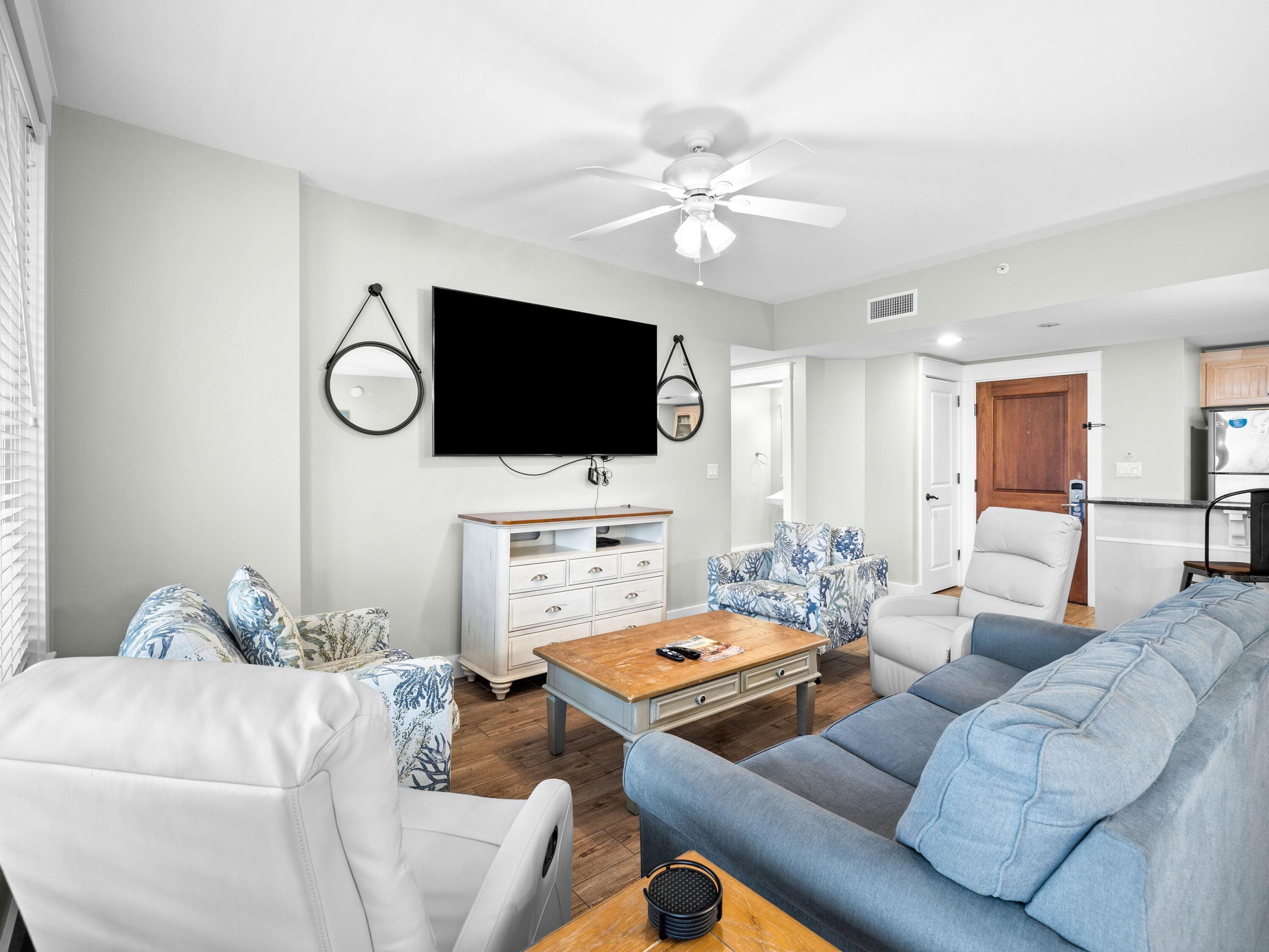 9100 Baytowne Wharf Boulevard, 374/376