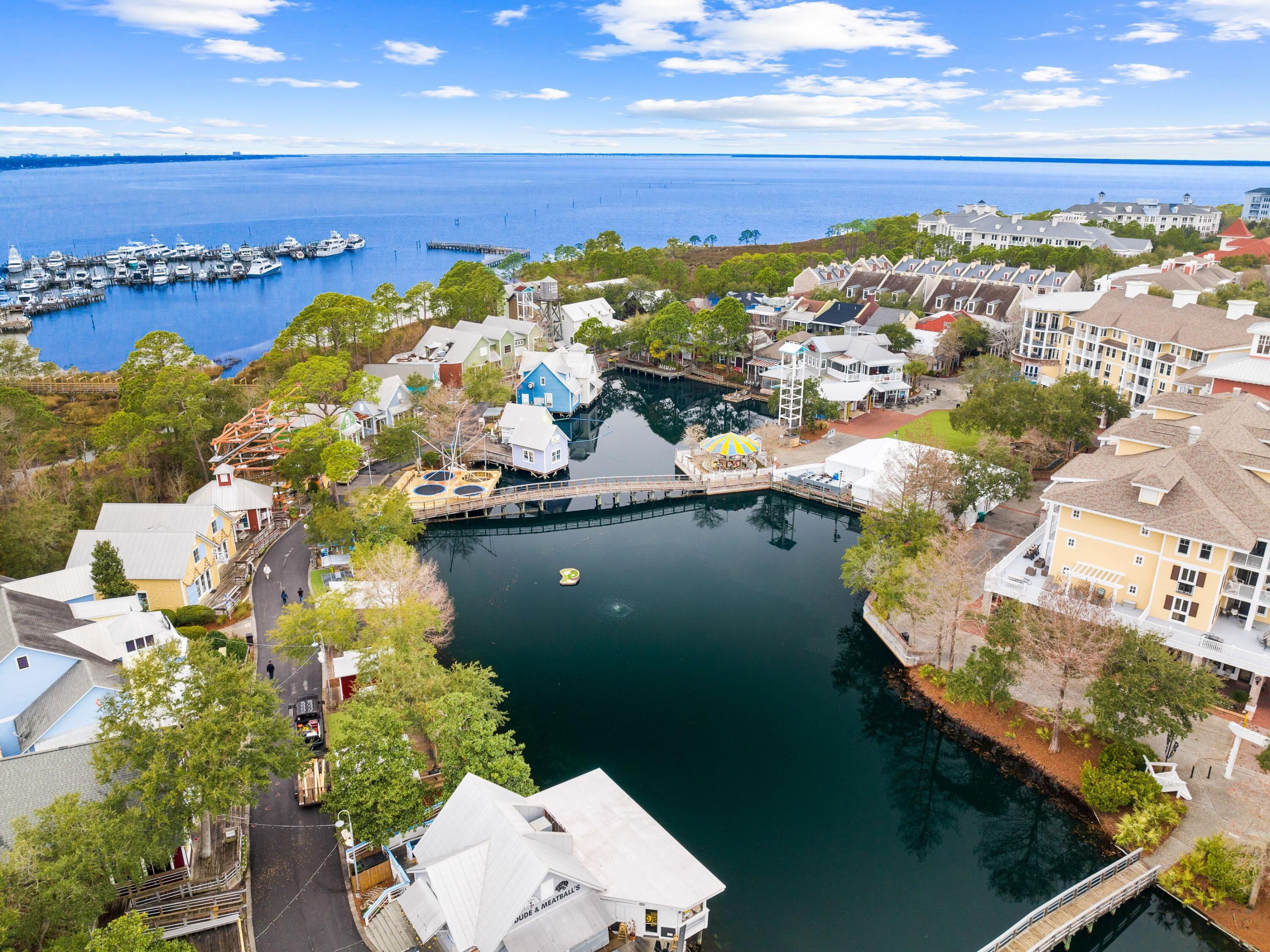 9100 Baytowne Wharf Boulevard, 374/376