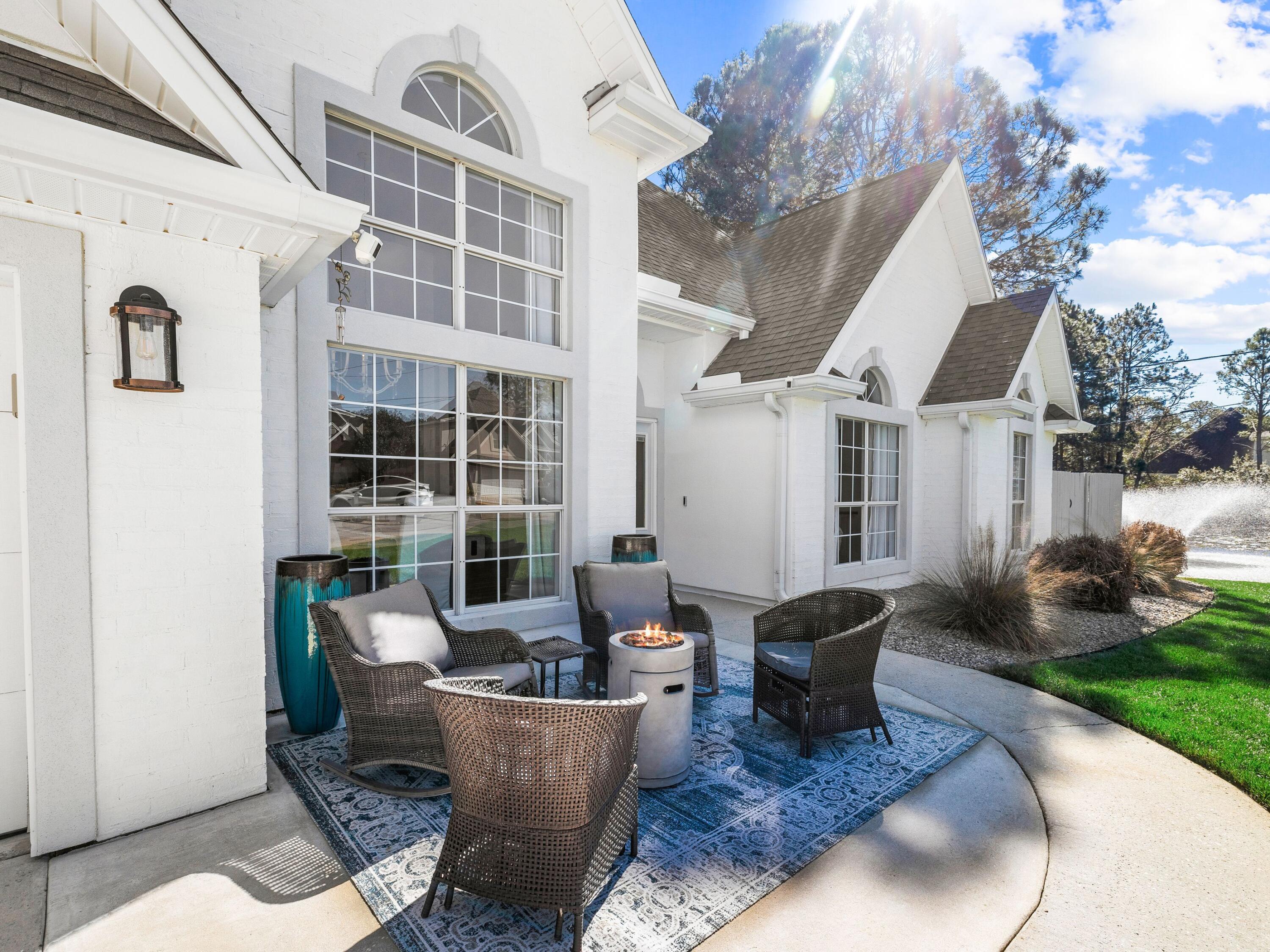 94 Hidden Lakes Circle