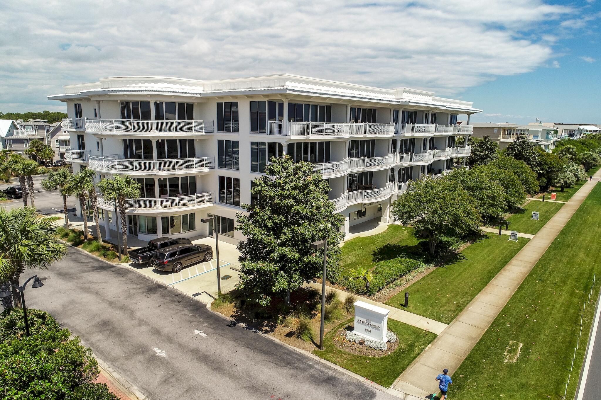 9961 East Co Highway 30A, # 401