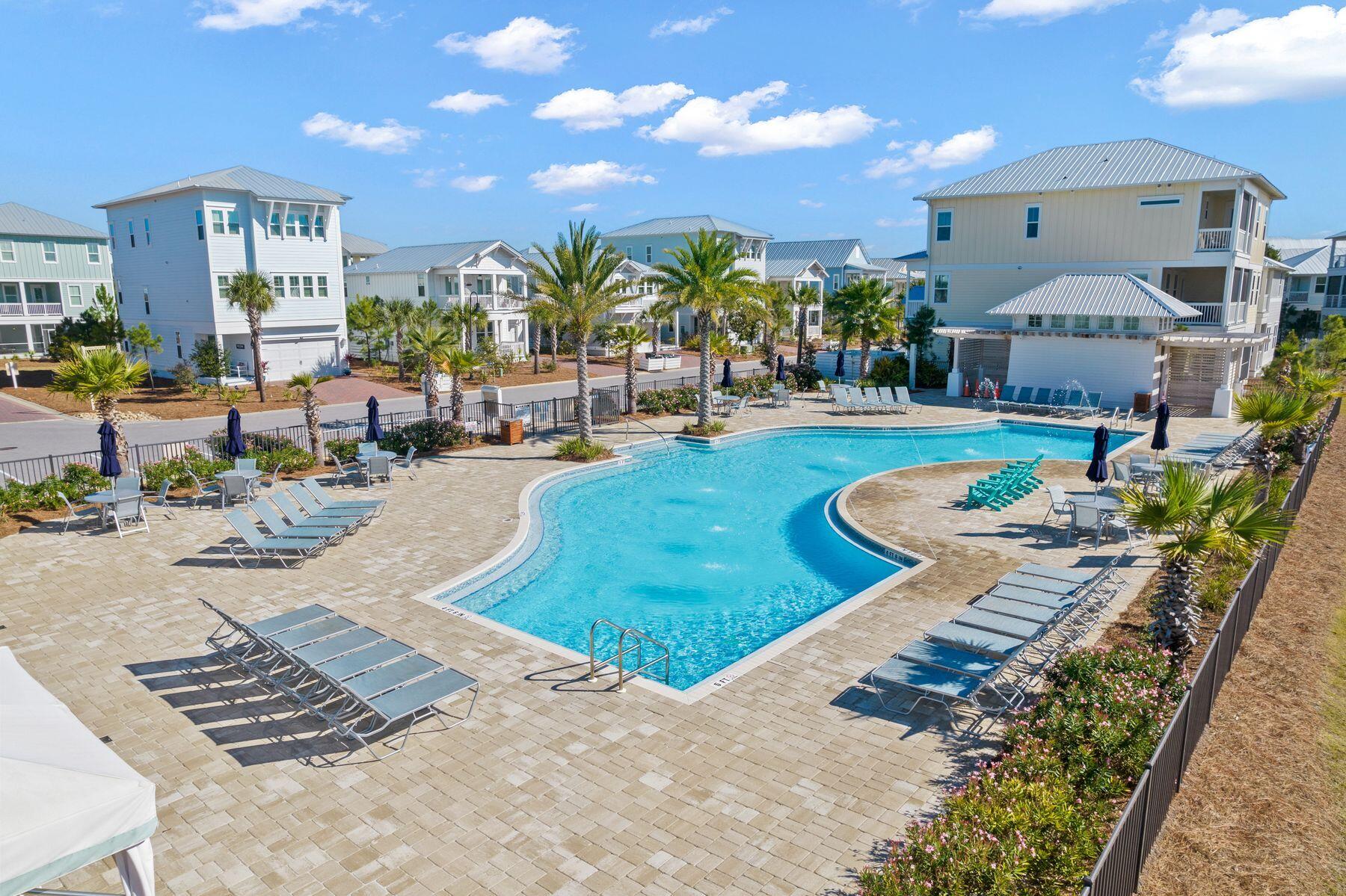 125 W Pine Lands Loop, C