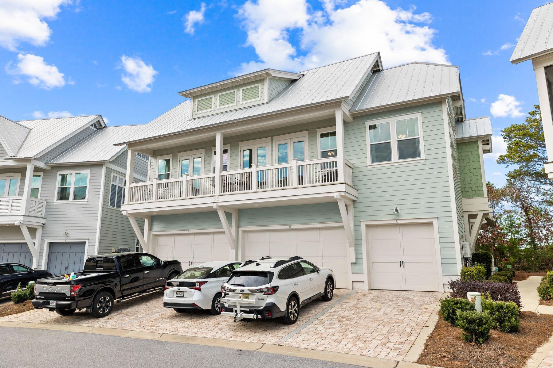 125 W Pine Lands Loop, C