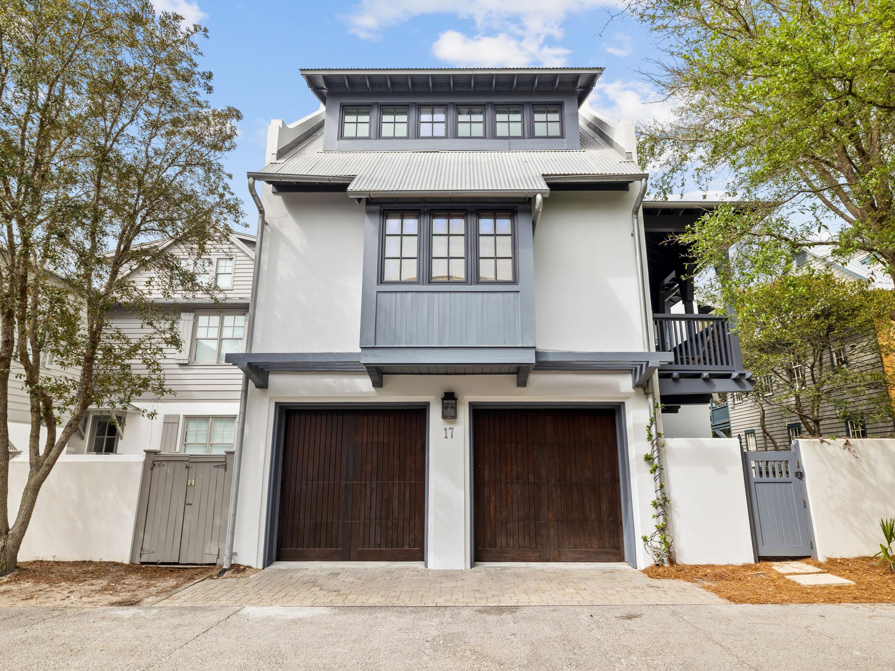 16 Abaco Lane