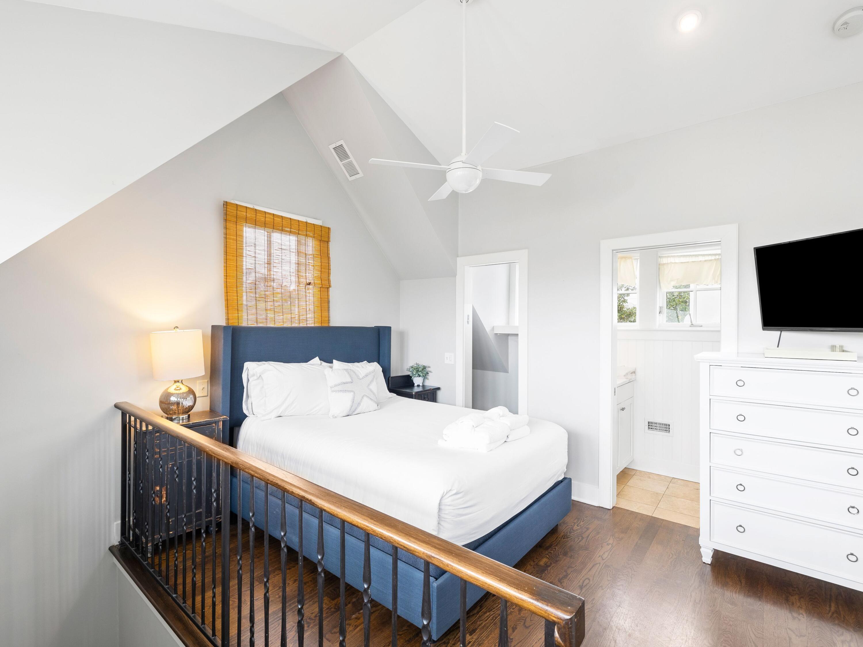 16 Abaco Lane