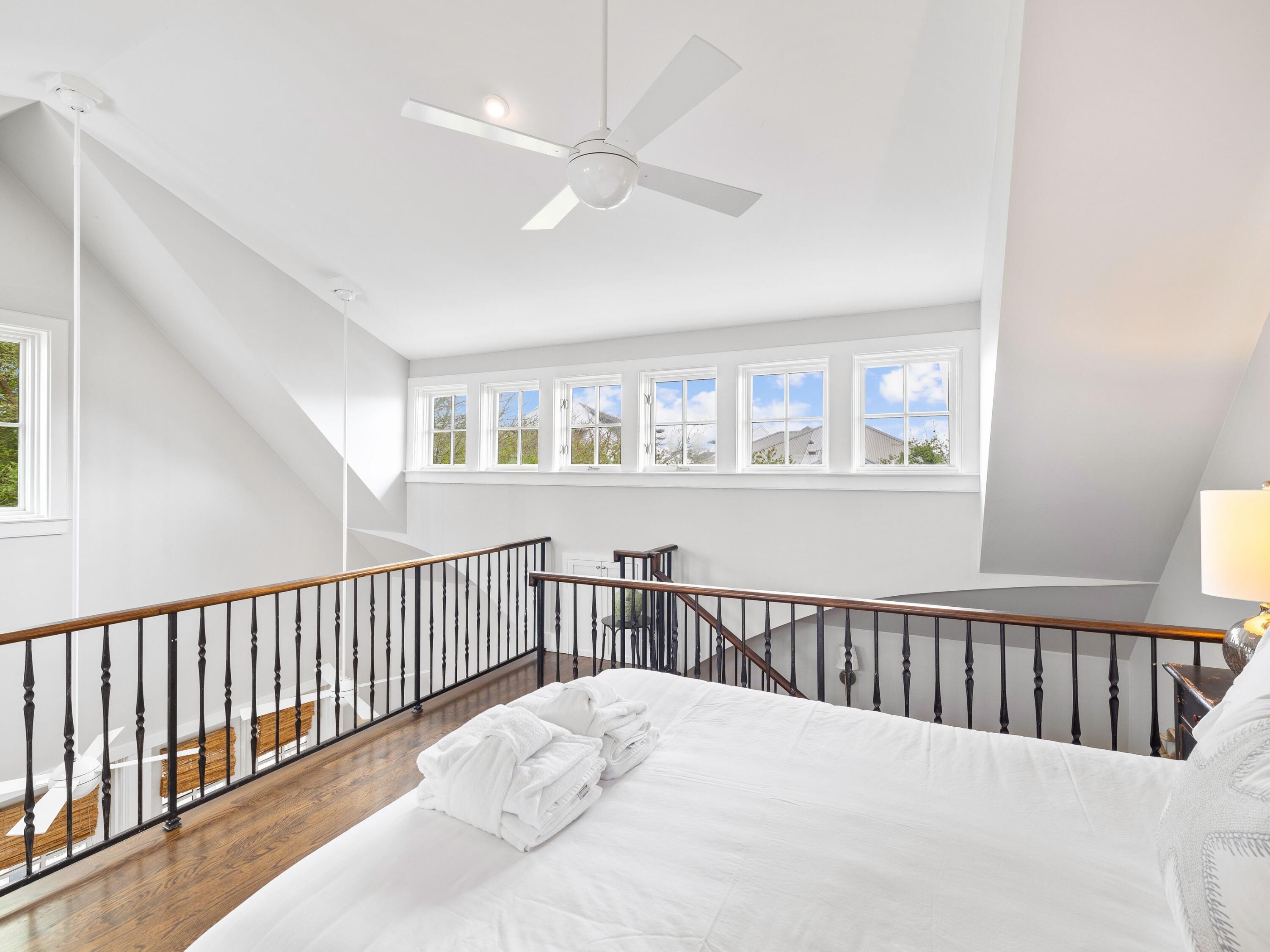 16 Abaco Lane