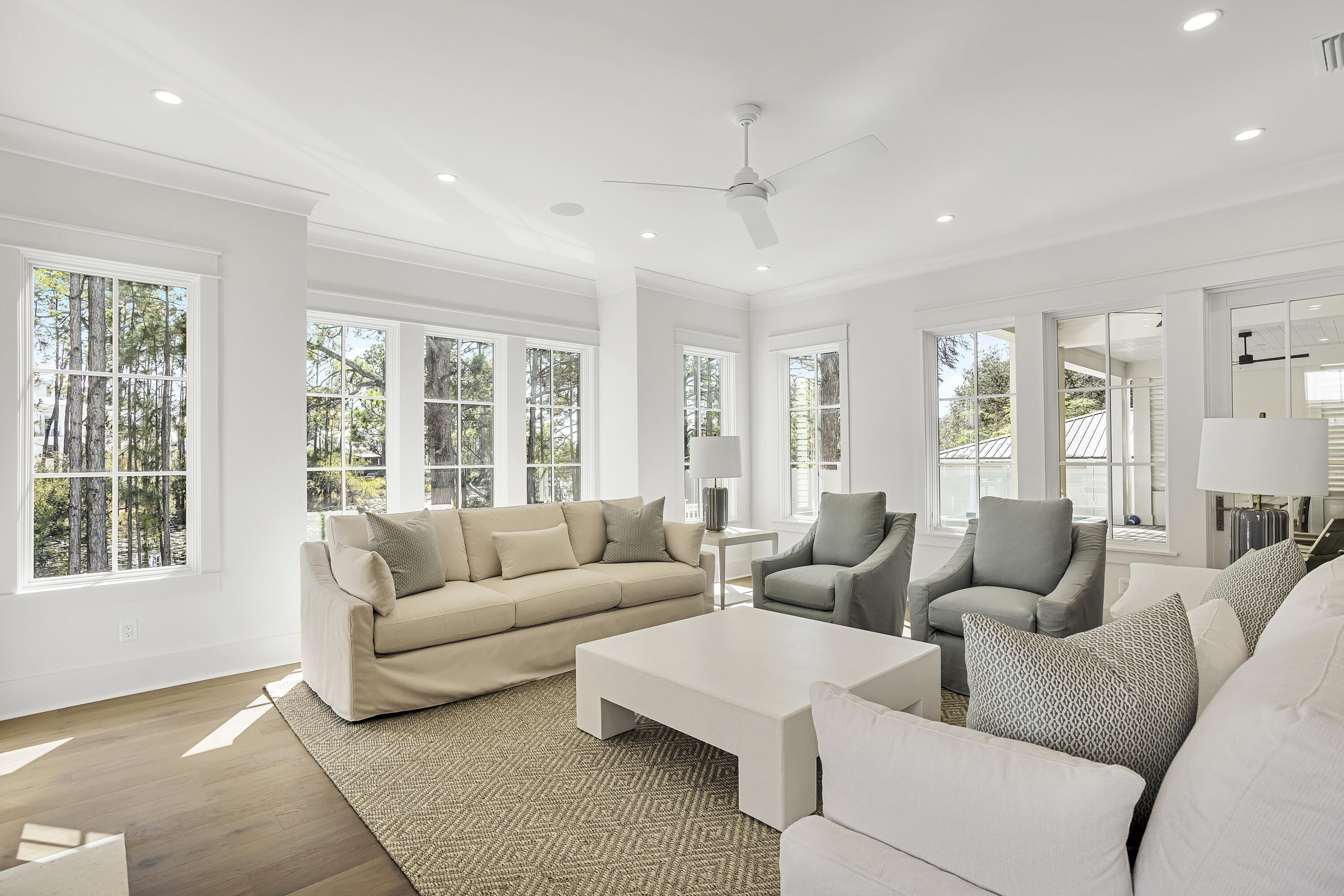 51 Lakeview Drive