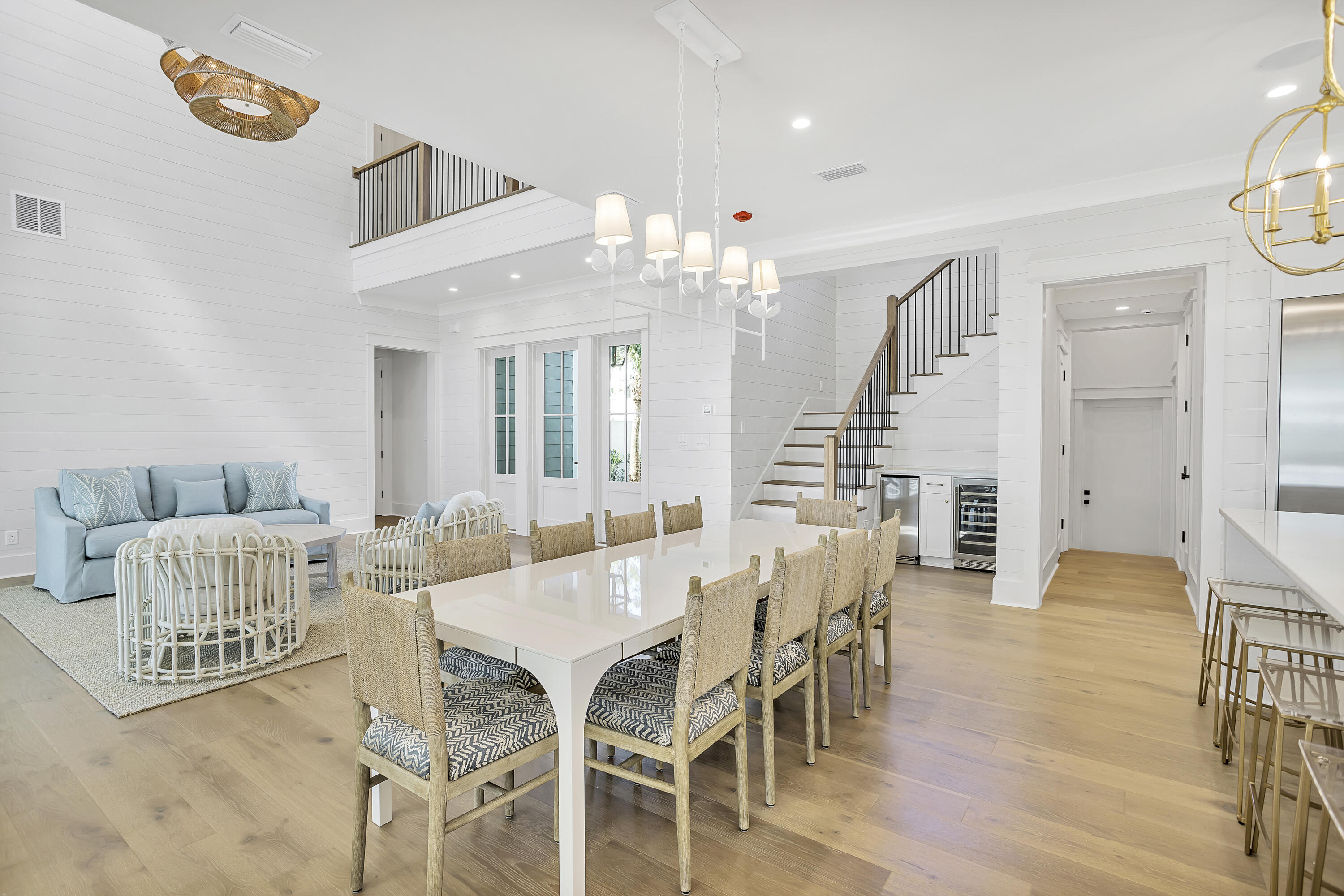 51 Lakeview Drive