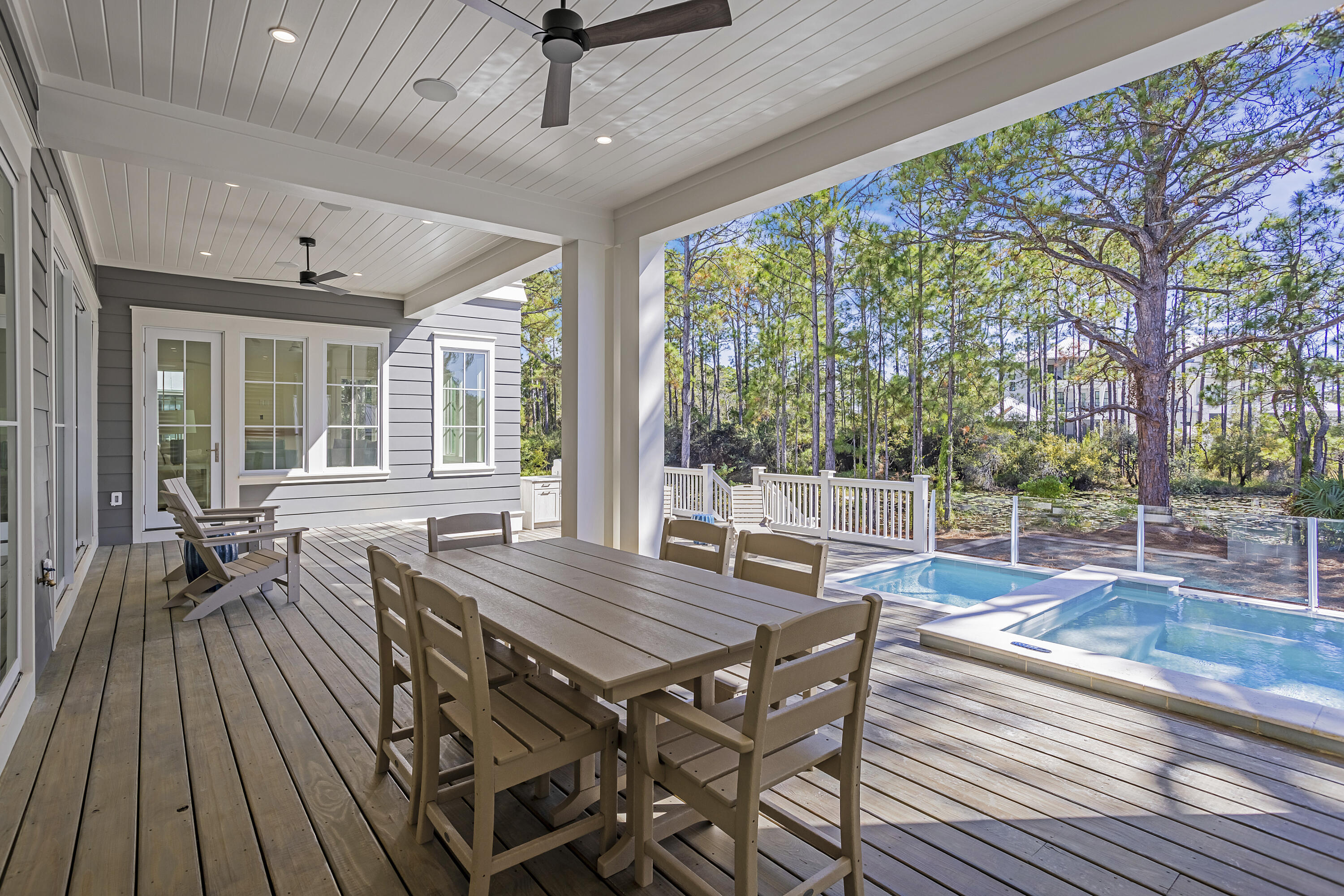 51 Lakeview Drive