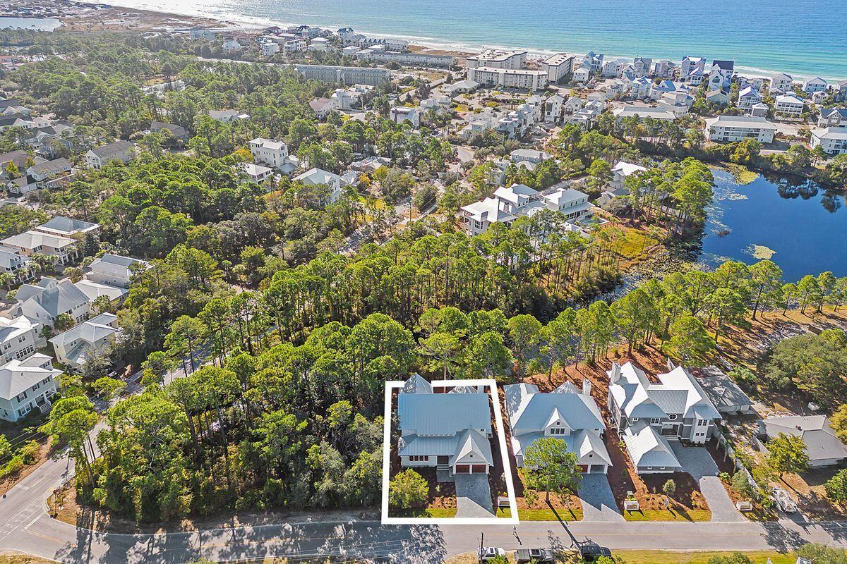 51 Lakeview Drive