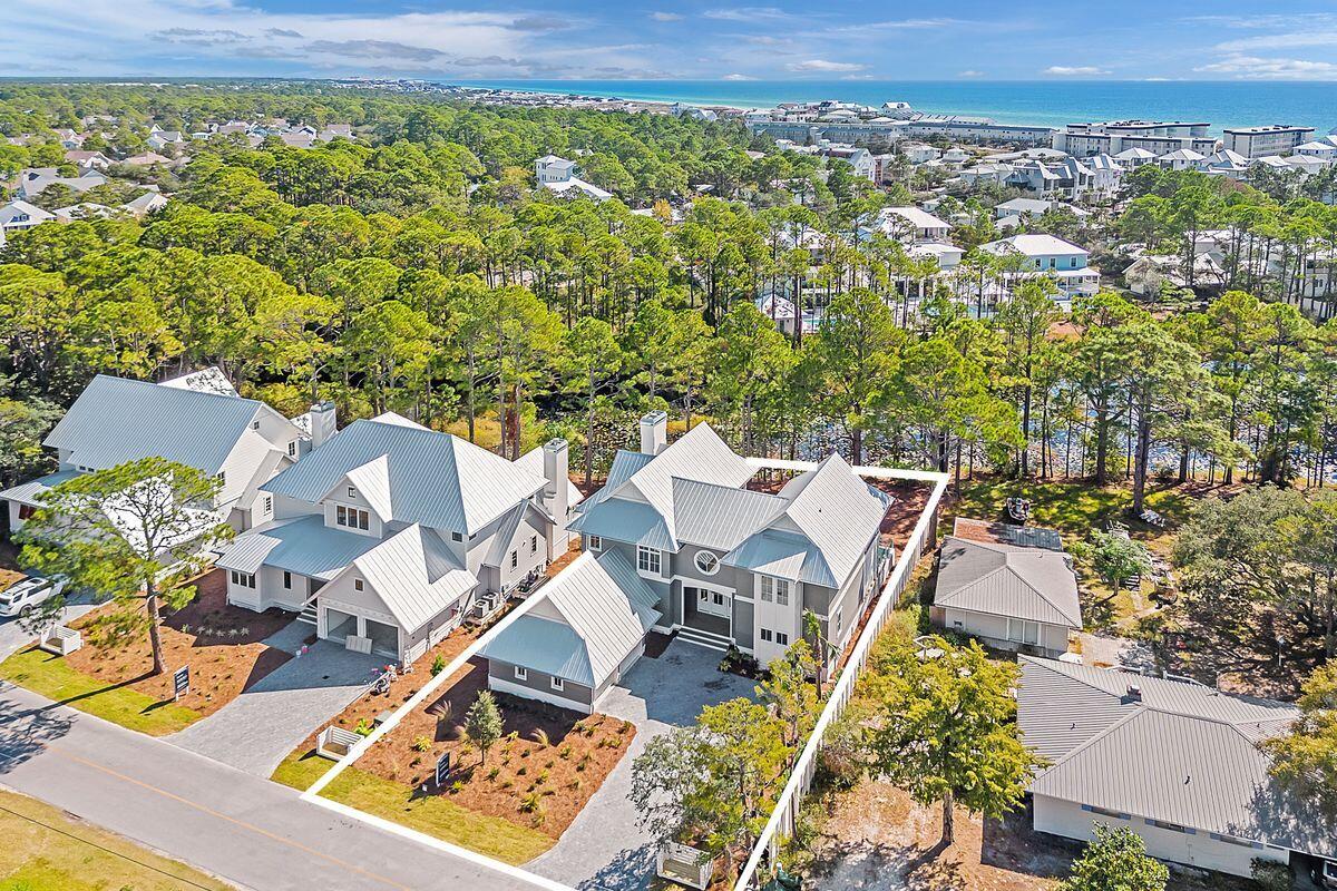 51 Lakeview Drive
