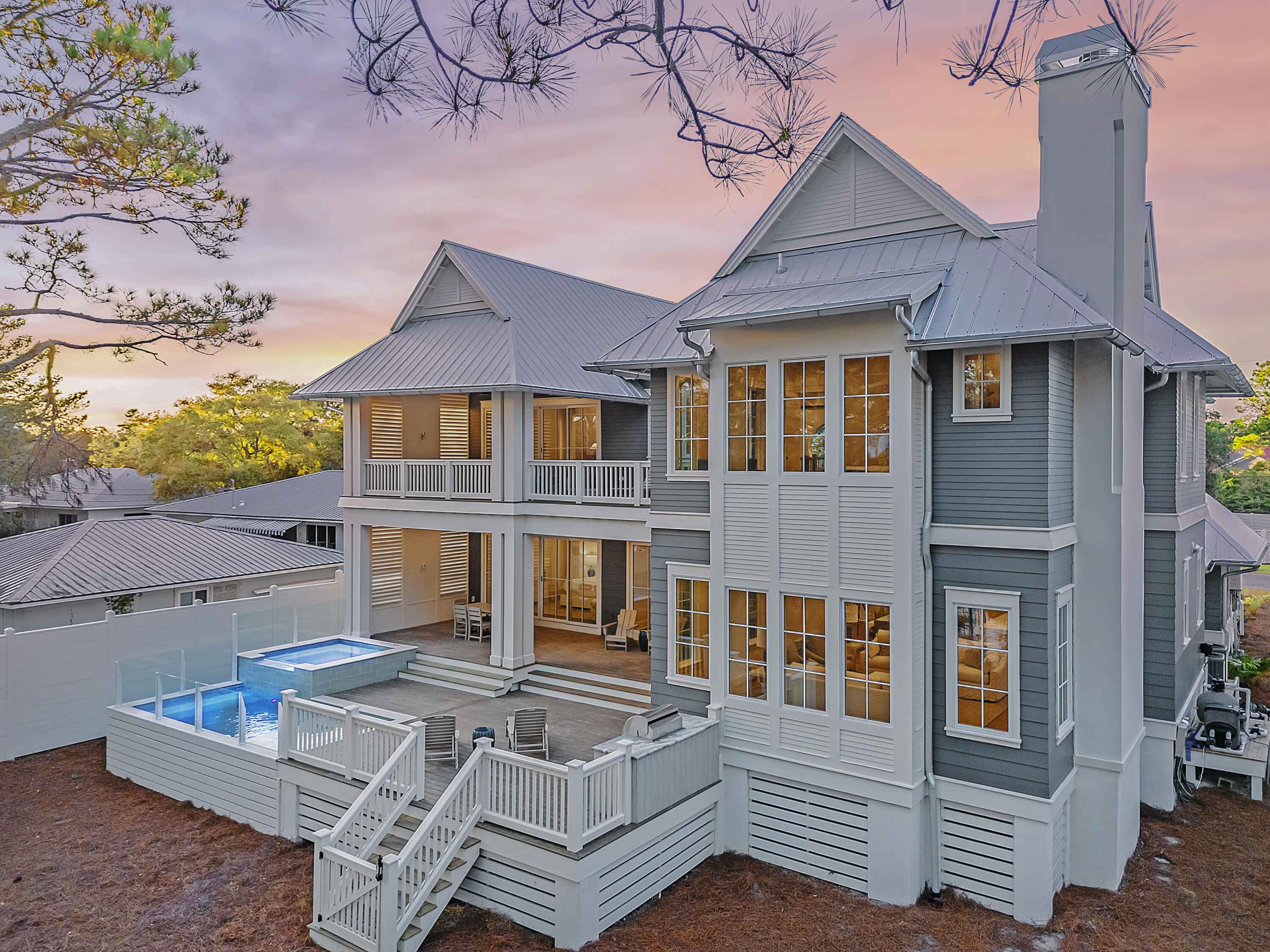 51 Lakeview Drive