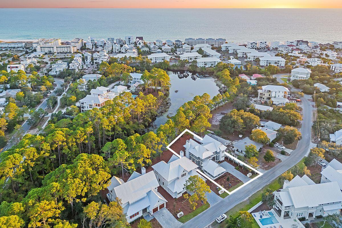 51 Lakeview Drive