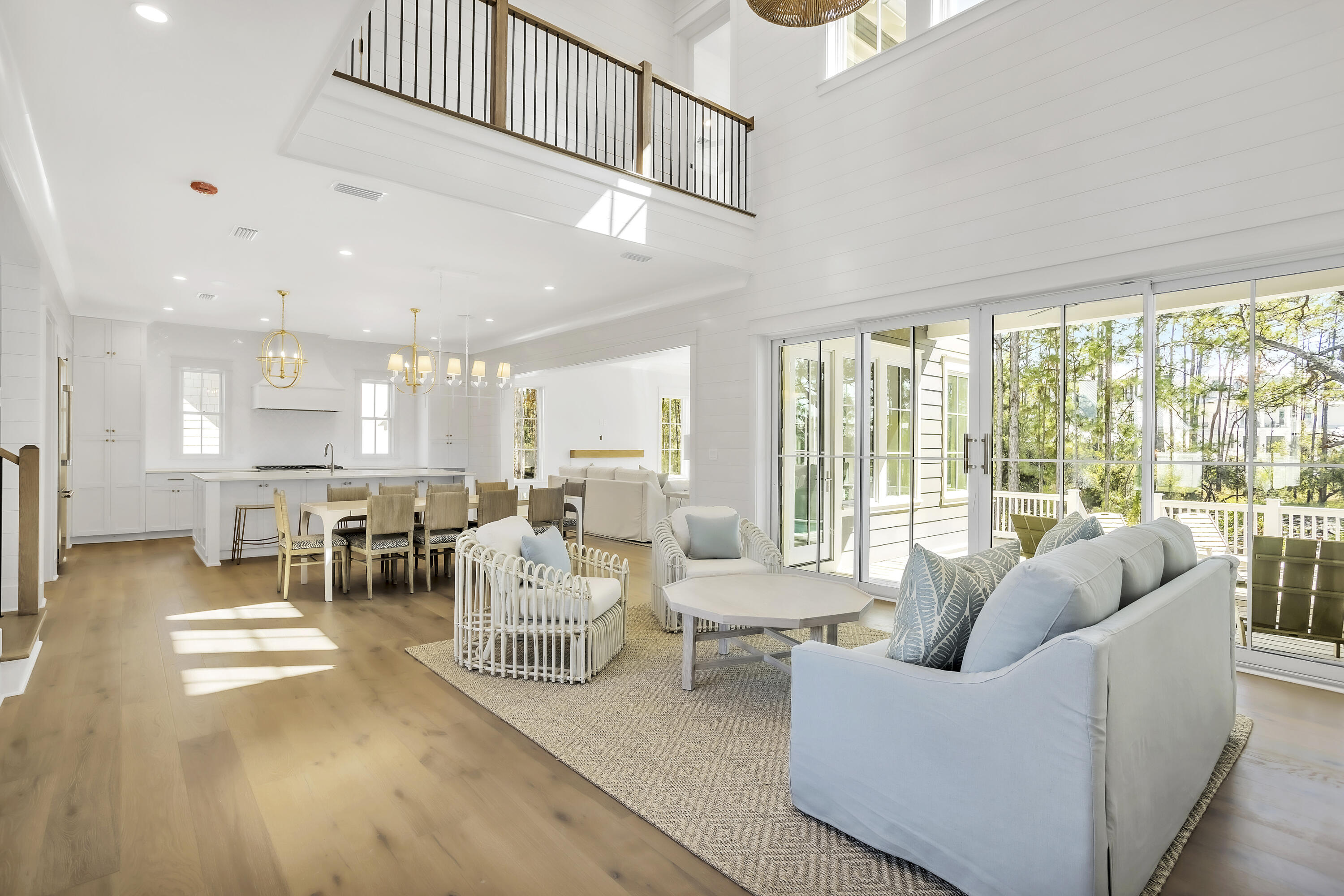51 Lakeview Drive