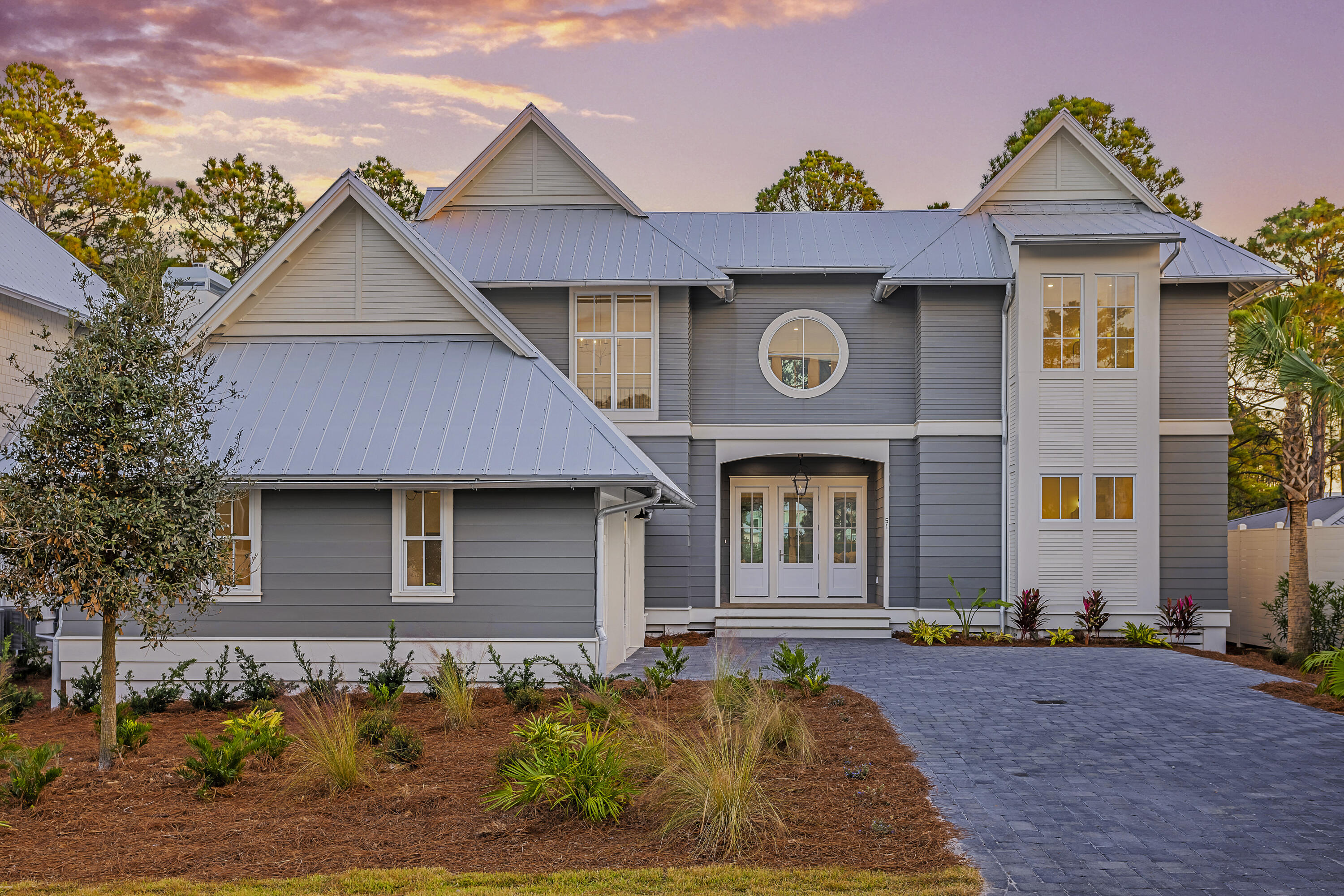 51 Lakeview Drive