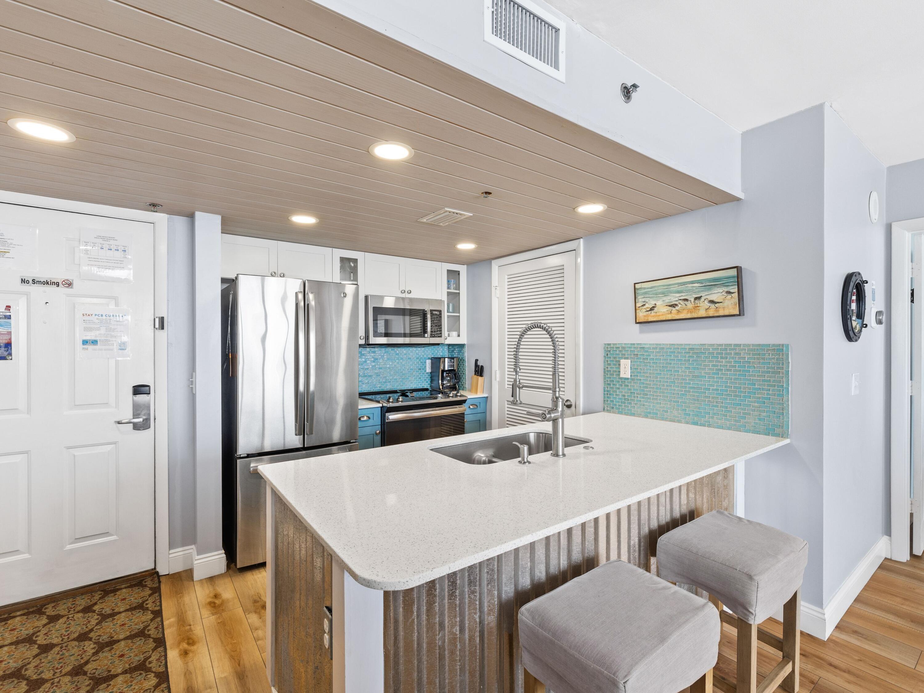 10515 Front Beach Road, 405